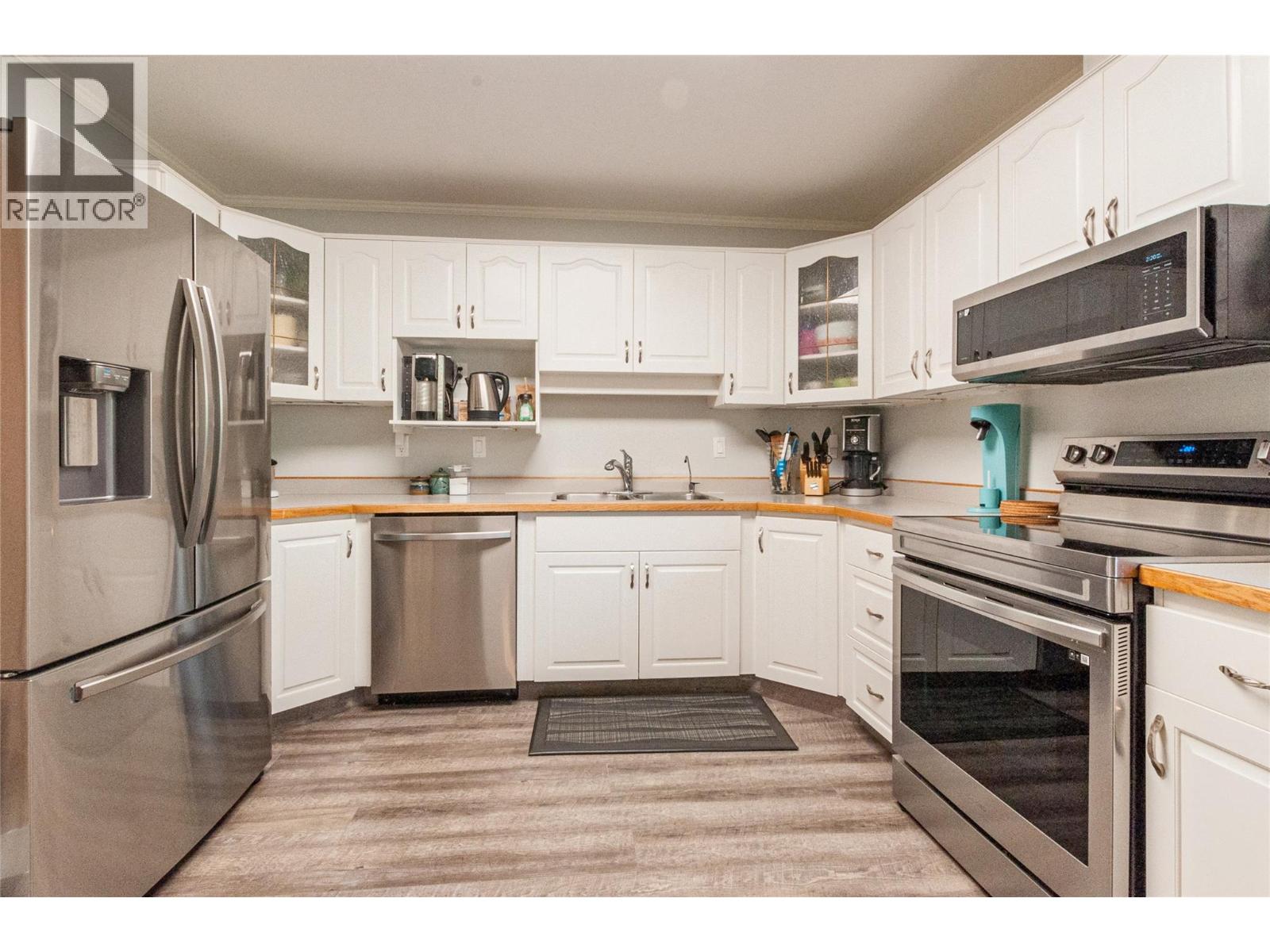 115 Redwing Place Unit# 9, Oliver