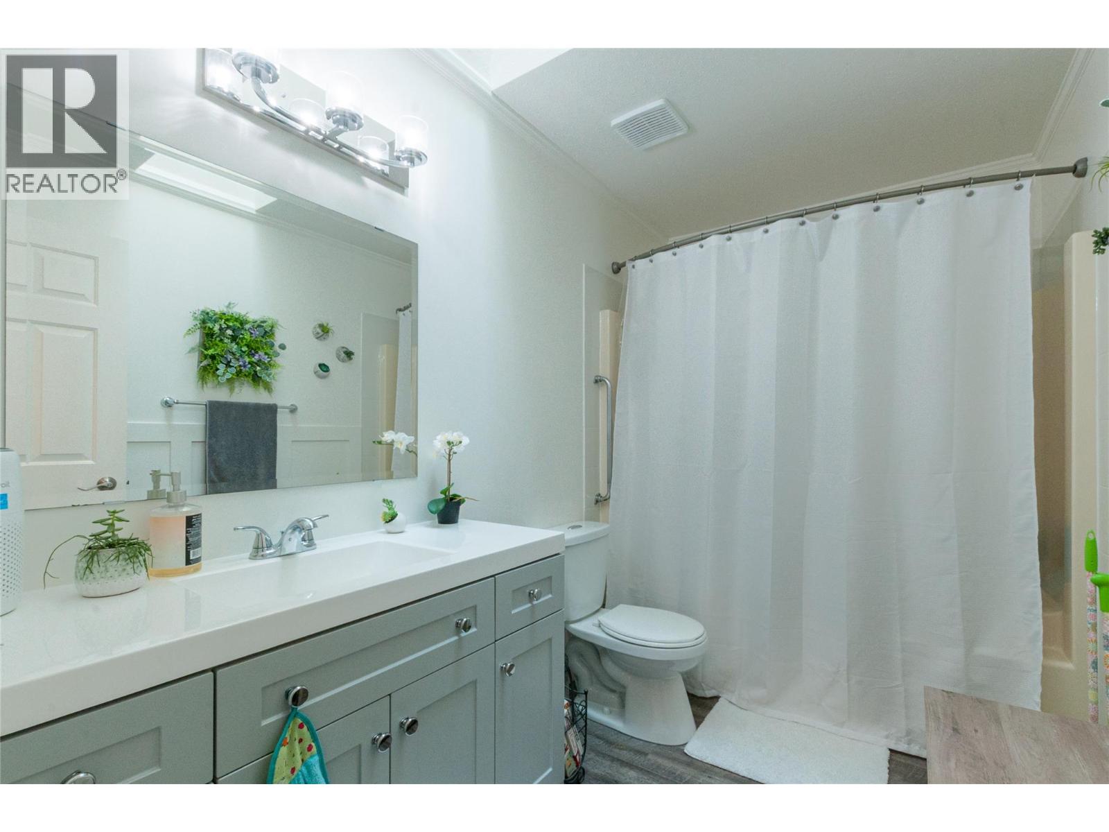 115 Redwing Place Unit# 9, Oliver