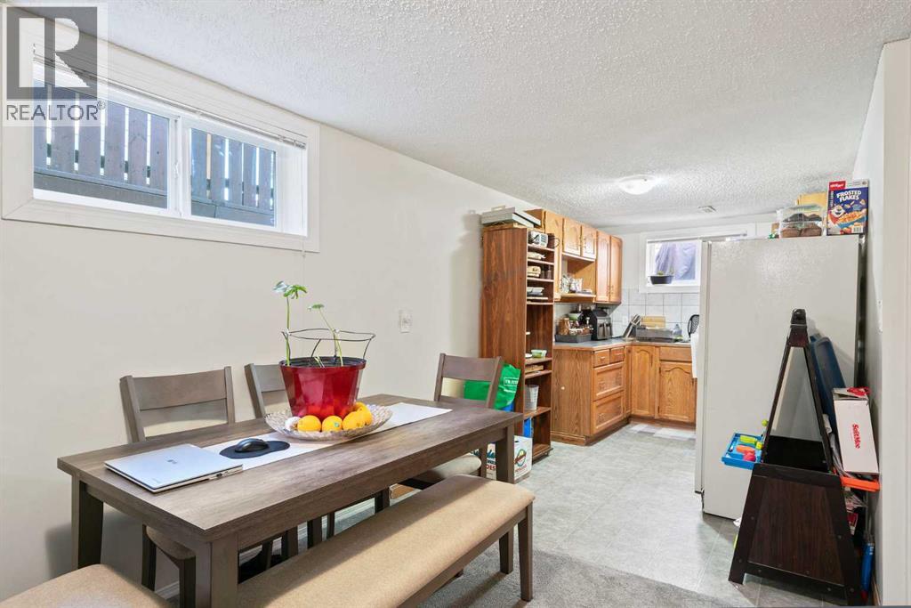 Single Family House Bungalow for Sale in  Temple Close NE Temple Calgary 