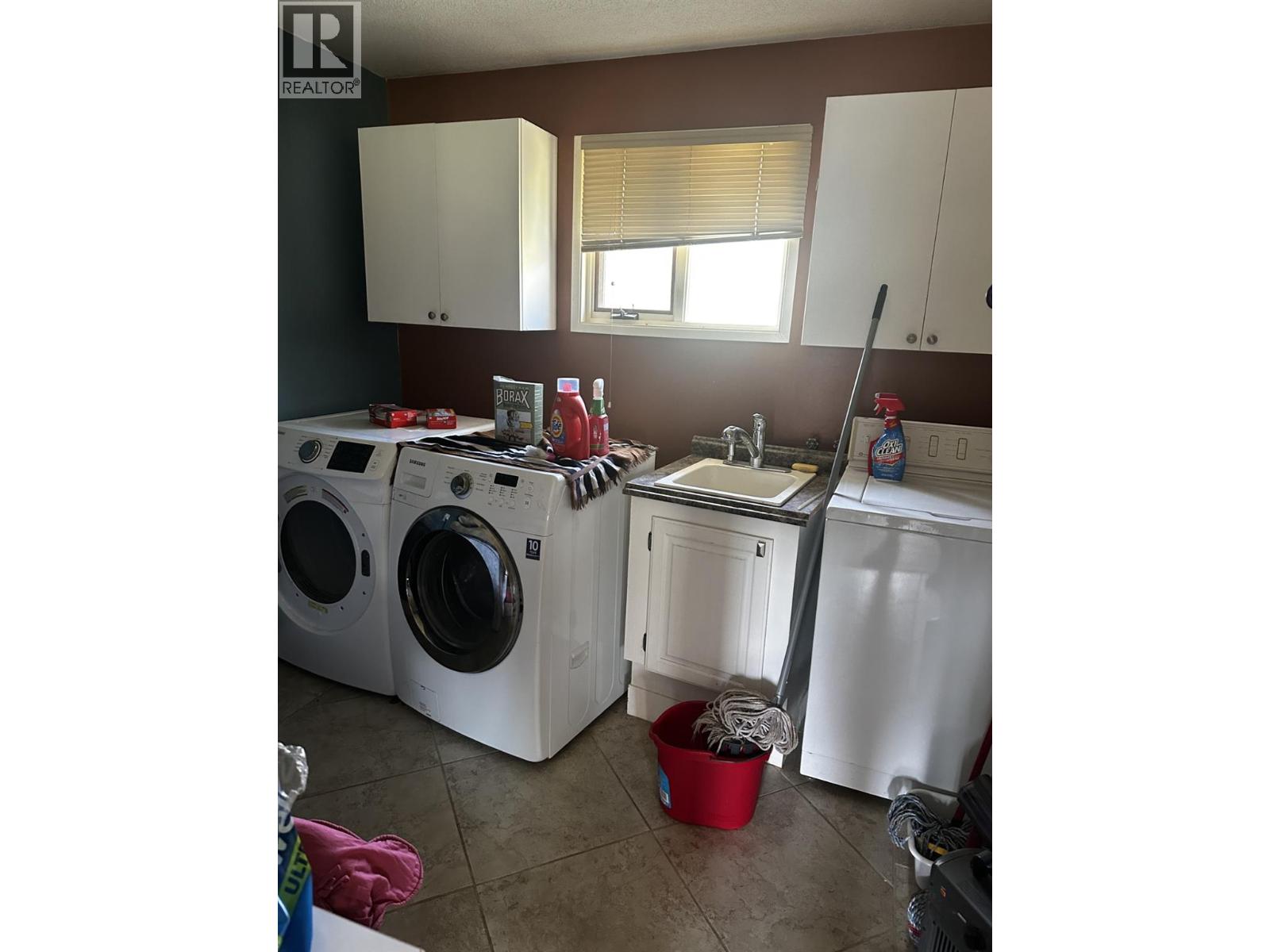 6141 Hillview Subdivision, Chetwynd