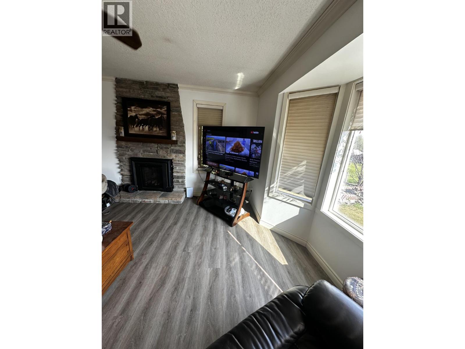 6141 Hillview Subdivision, Chetwynd