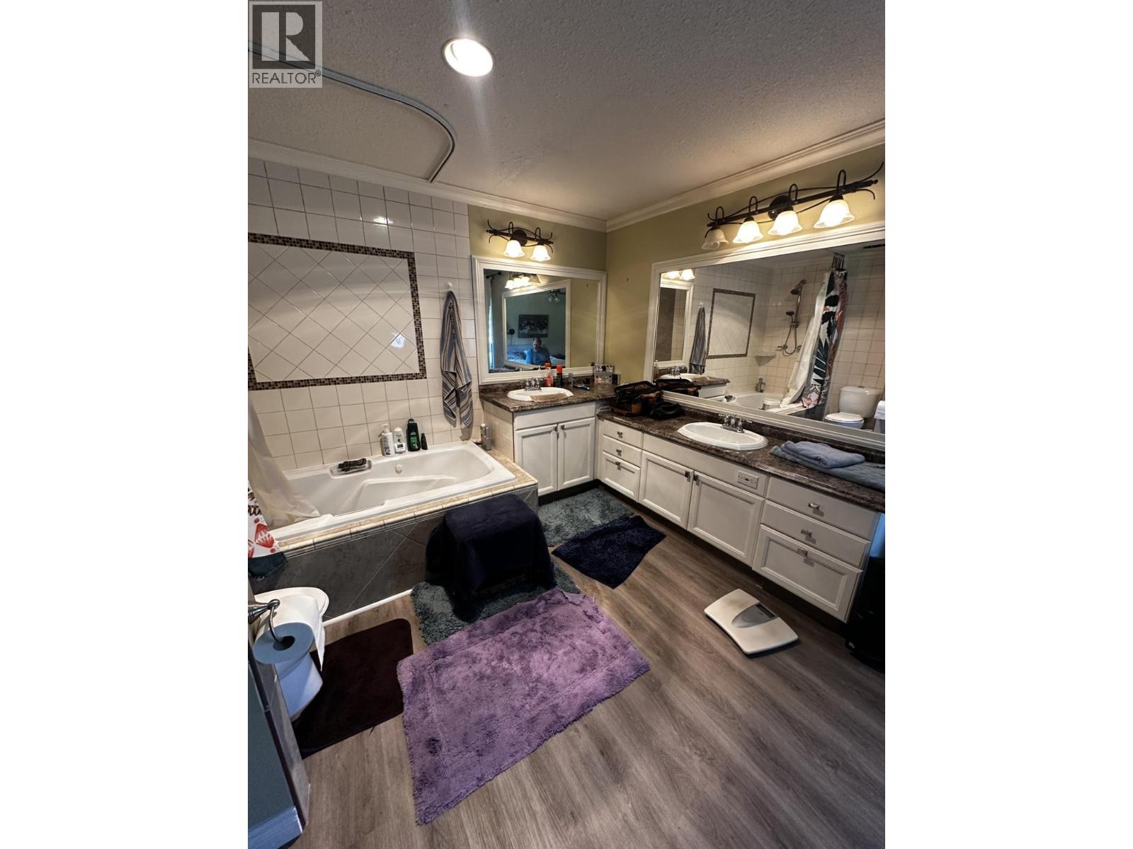 6141 Hillview Subdivision, Chetwynd