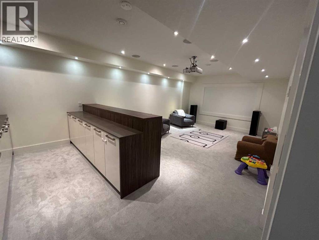Single Family House for Sale in   Street SW Richmond Calgary 