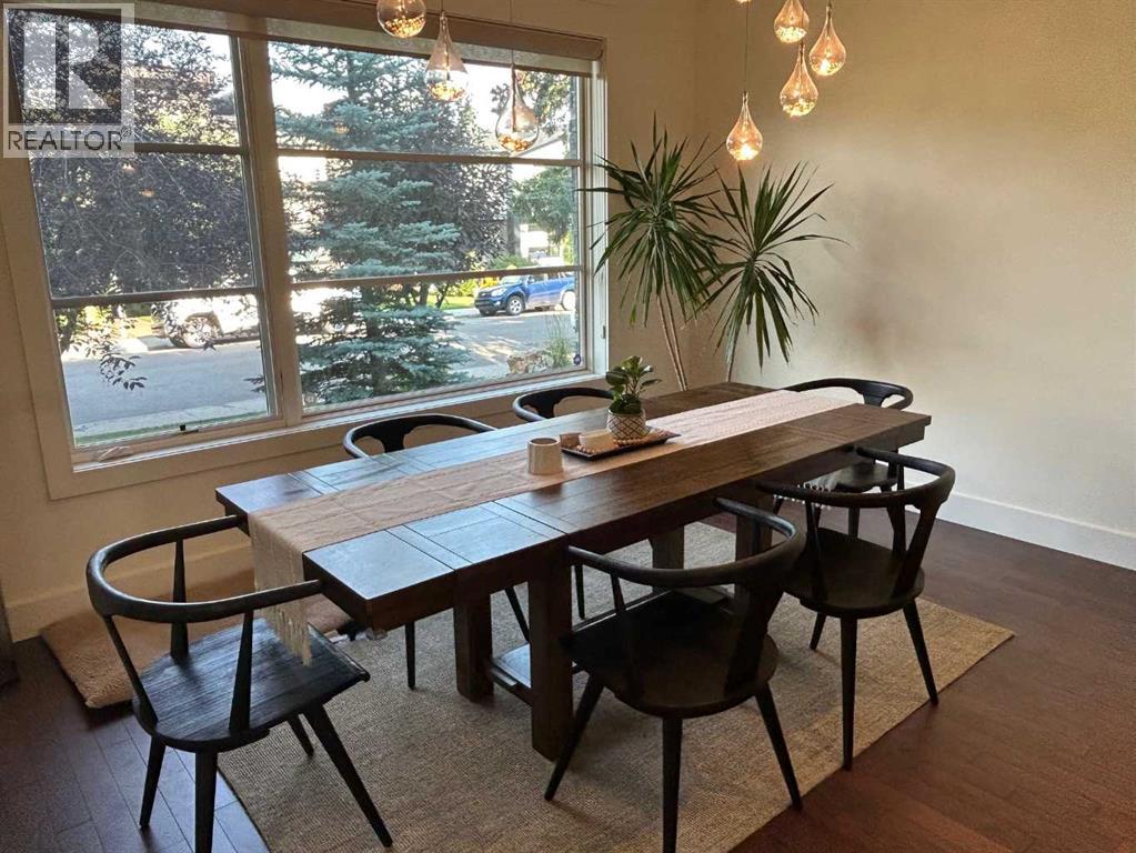 Single Family House for Sale in   Street SW Richmond Calgary 