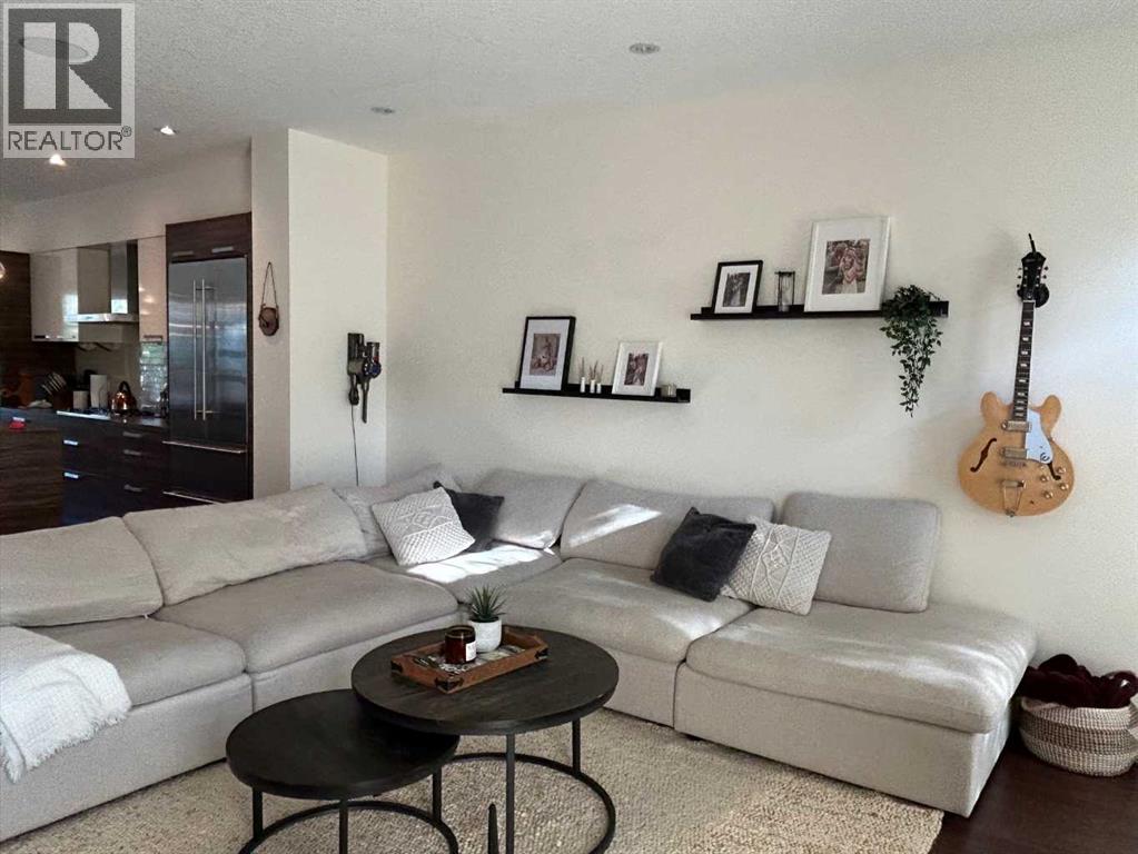 Single Family House for Sale in   Street SW Richmond Calgary 