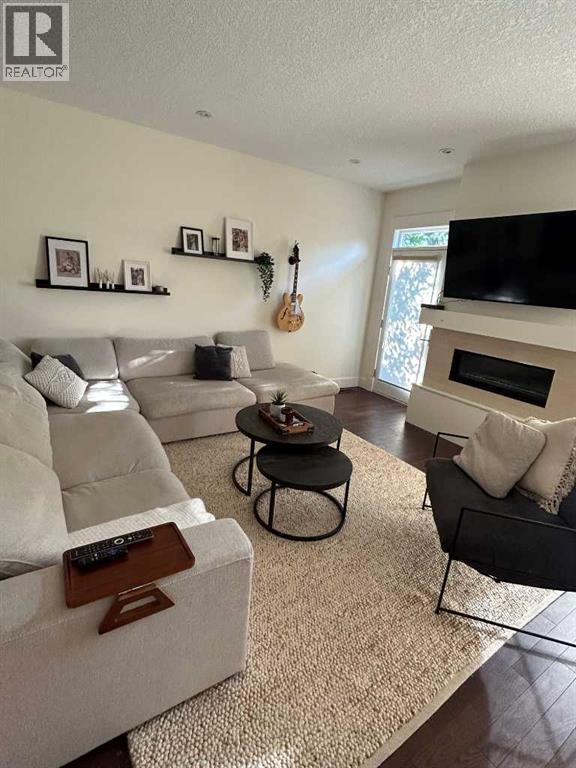 Single Family House for Sale in   Street SW Richmond Calgary 
