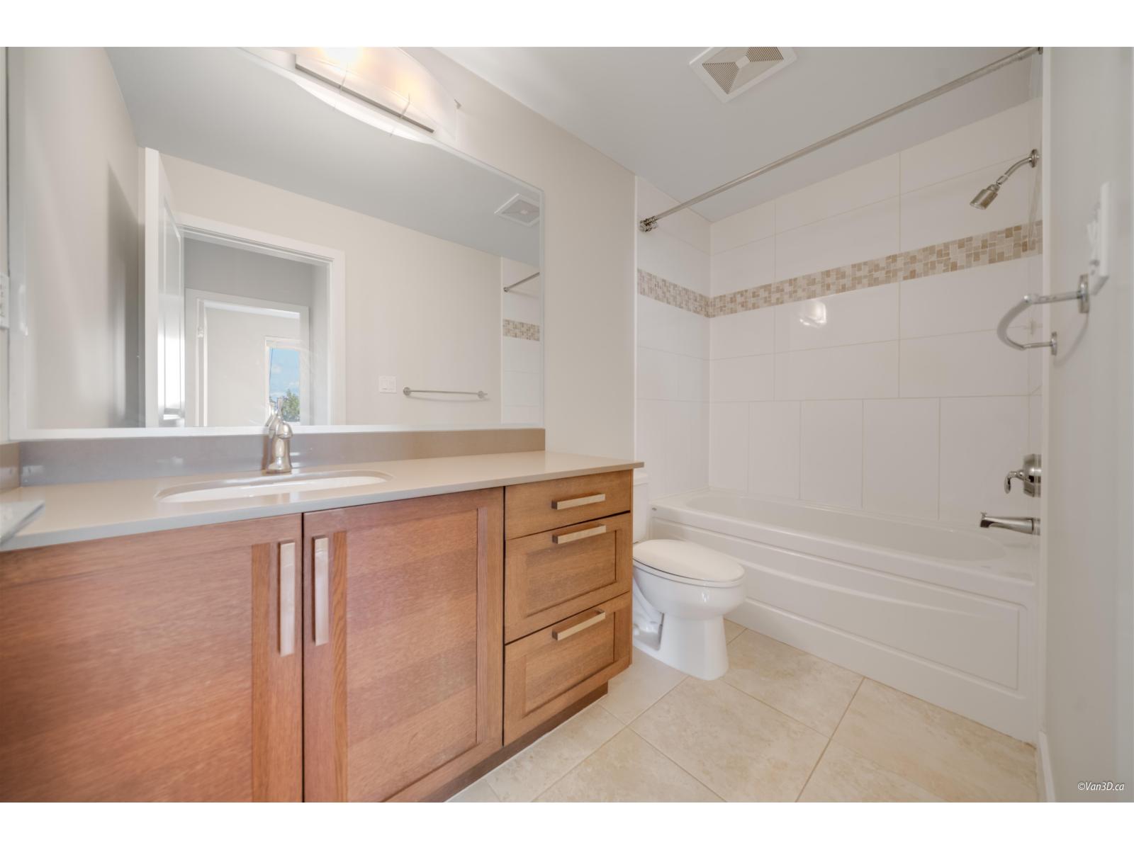 210 15850 26 AVENUE, Surrey