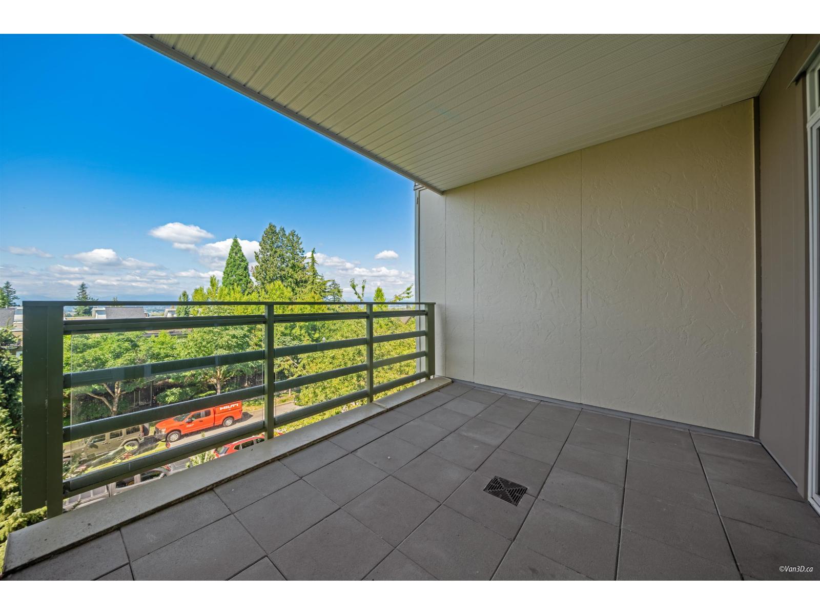 210 15850 26 AVENUE, Surrey