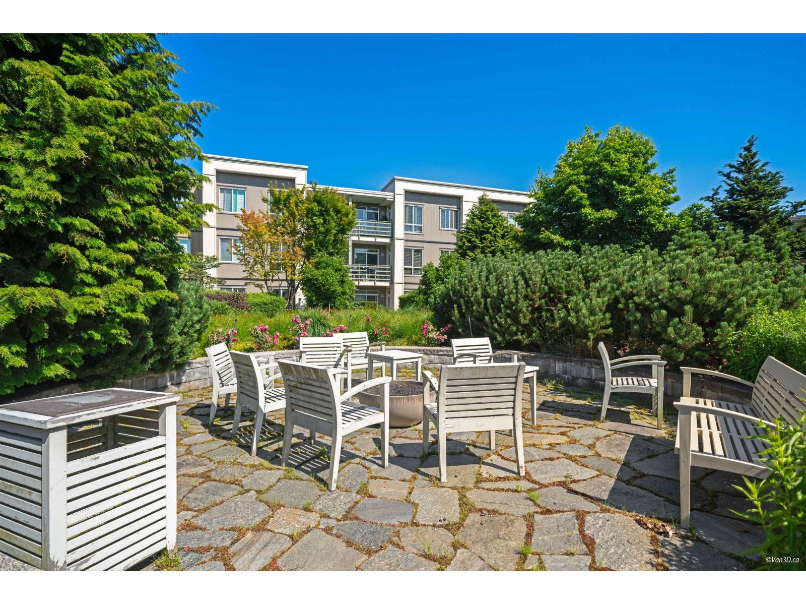 210 15850 26 AVENUE, Surrey