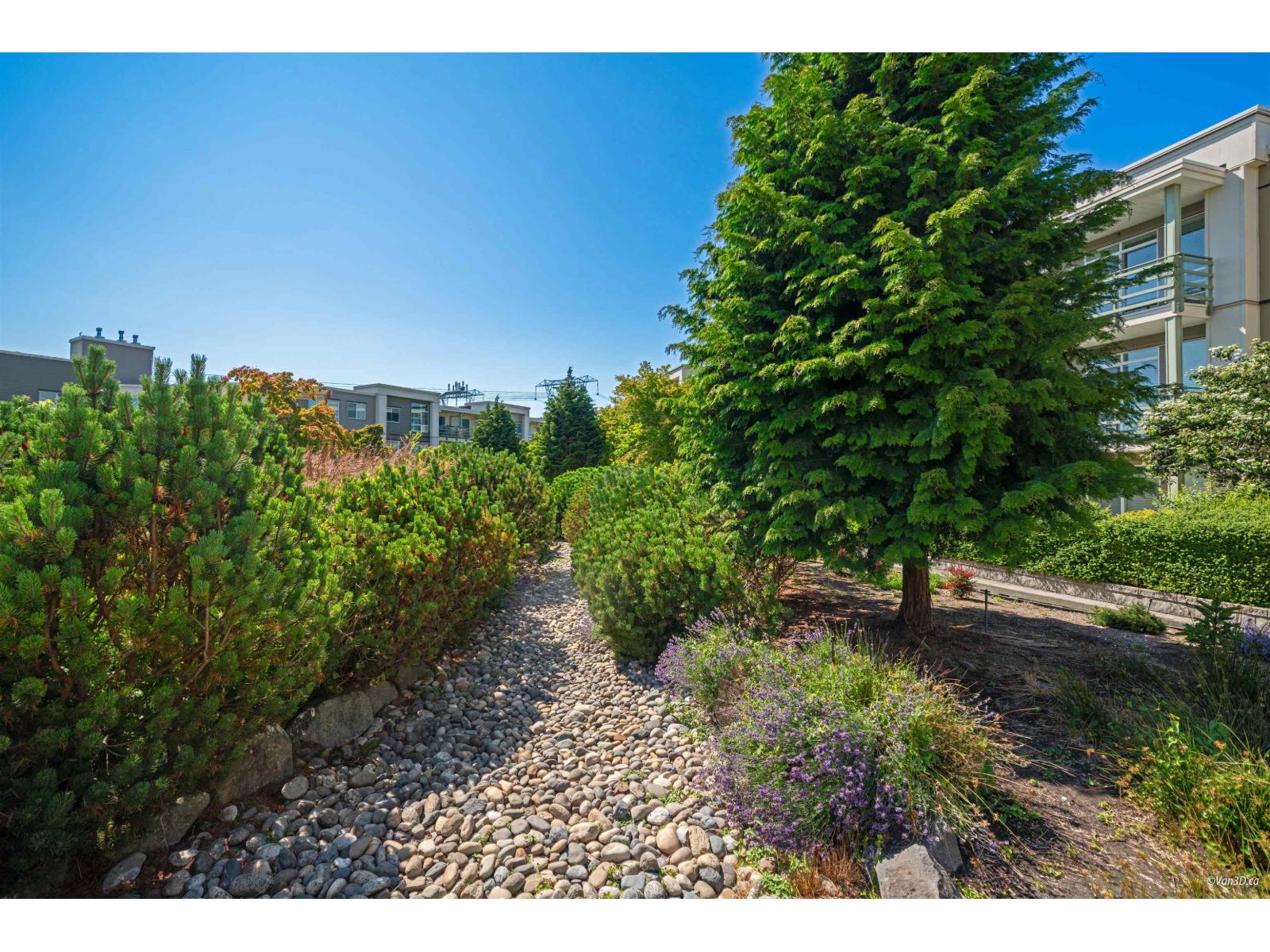210 15850 26 AVENUE, Surrey