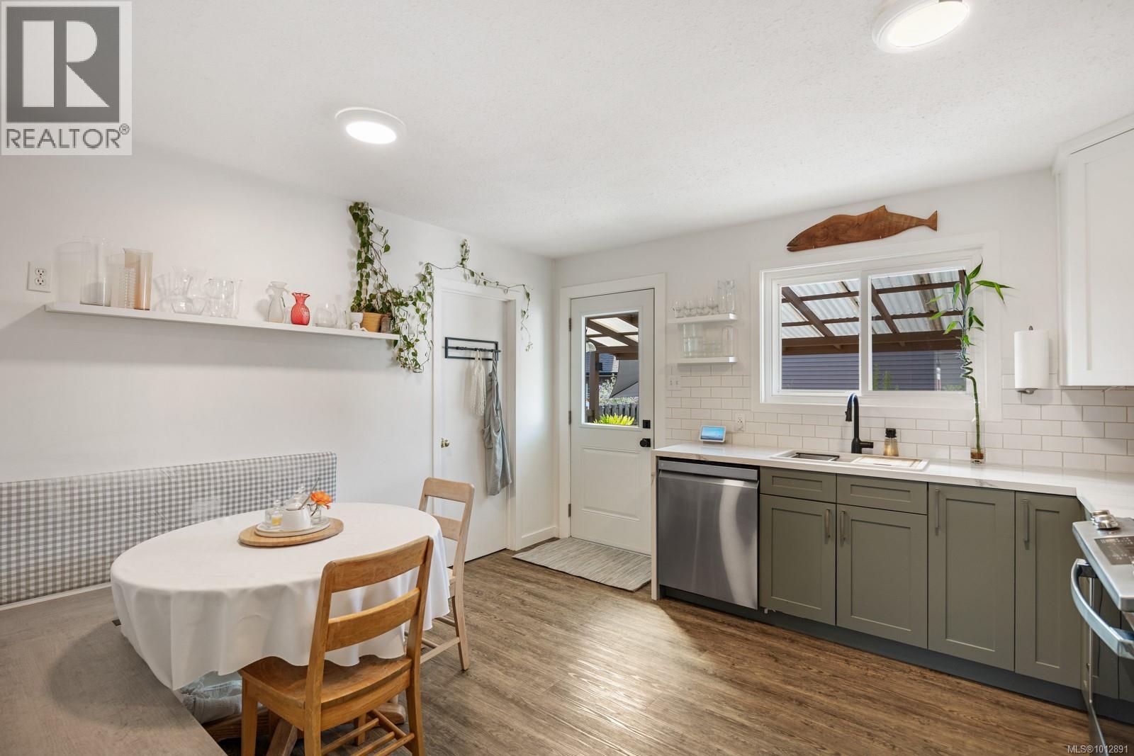 A 547 Anderton Rd, Comox