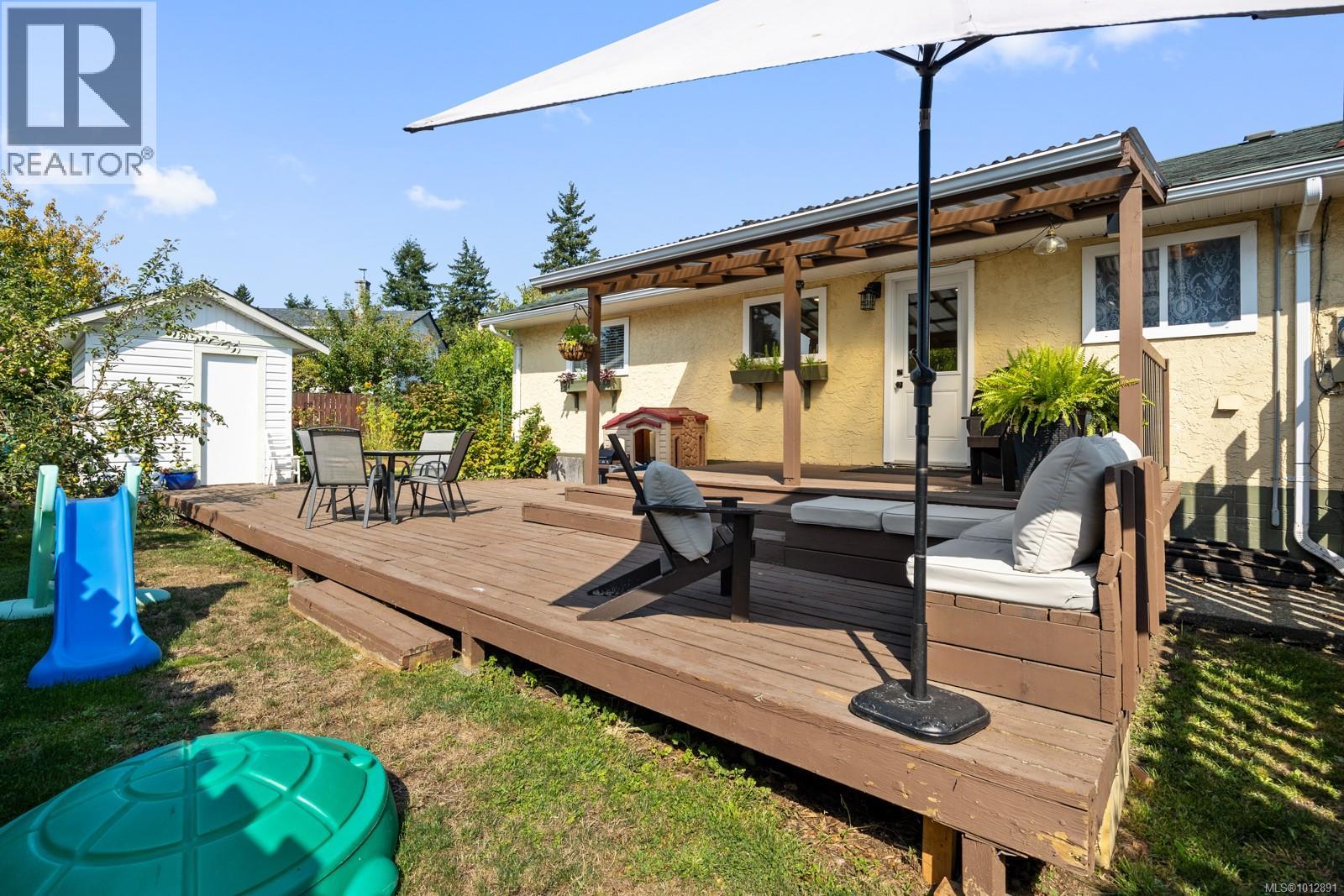A 547 Anderton Rd, Comox