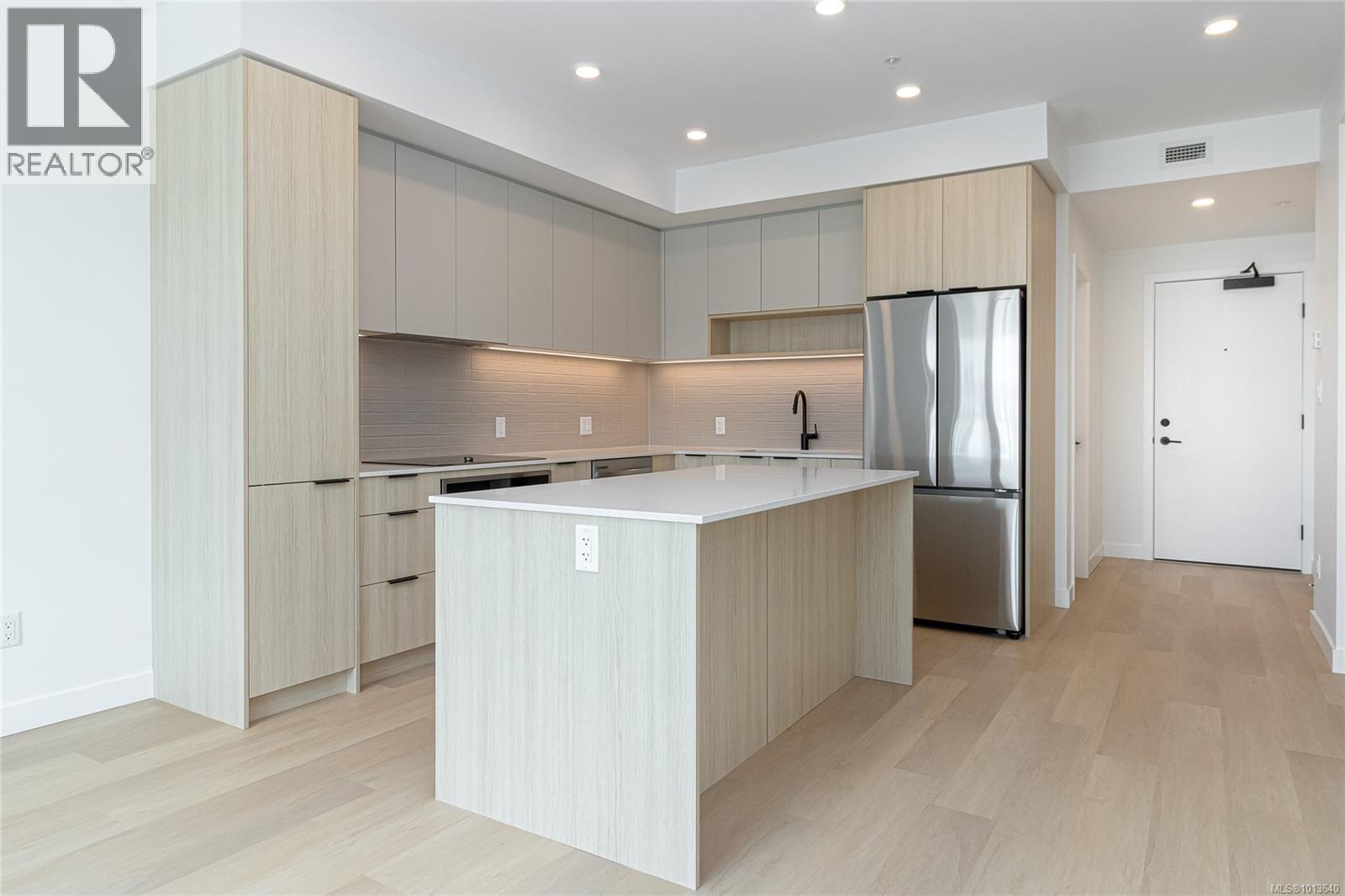 310 3564B Ryder Hesjedal Way, Colwood