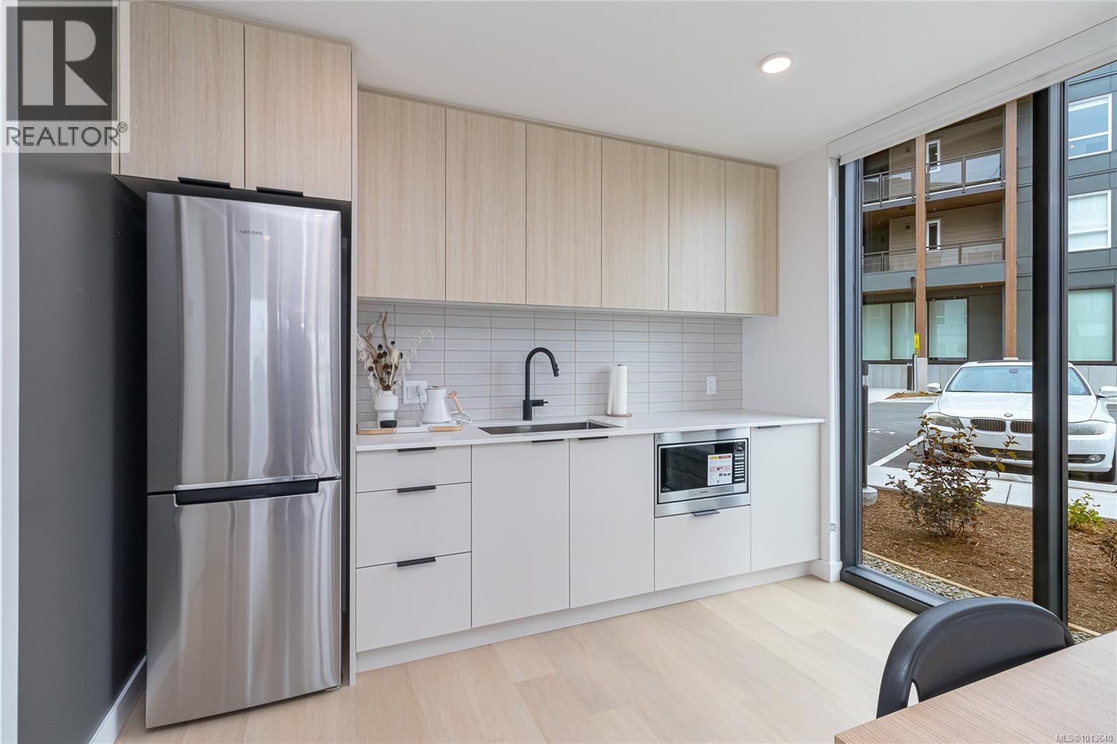 310 3564B Ryder Hesjedal Way, Colwood