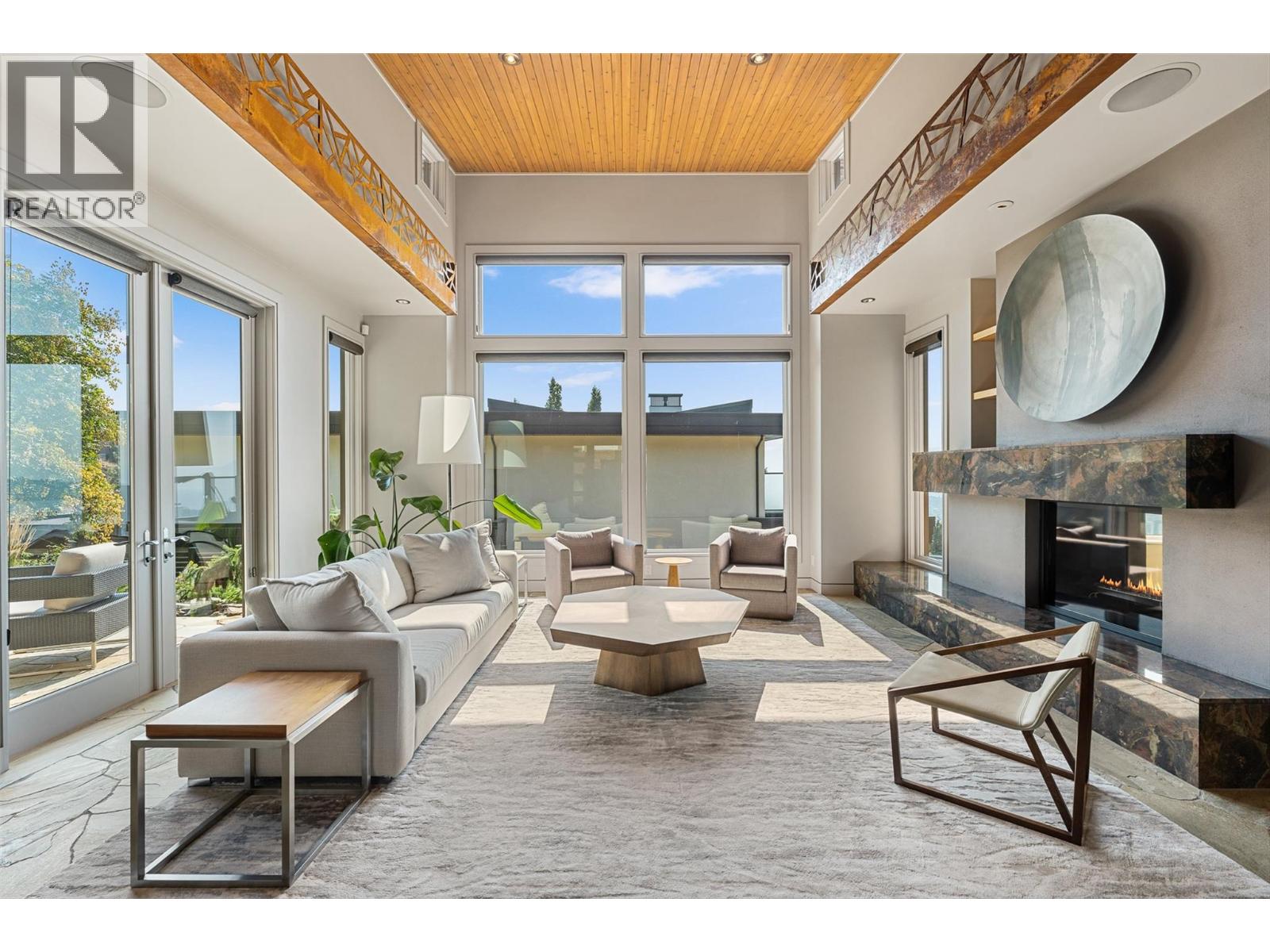  742 Highpointe Place, Kelowna