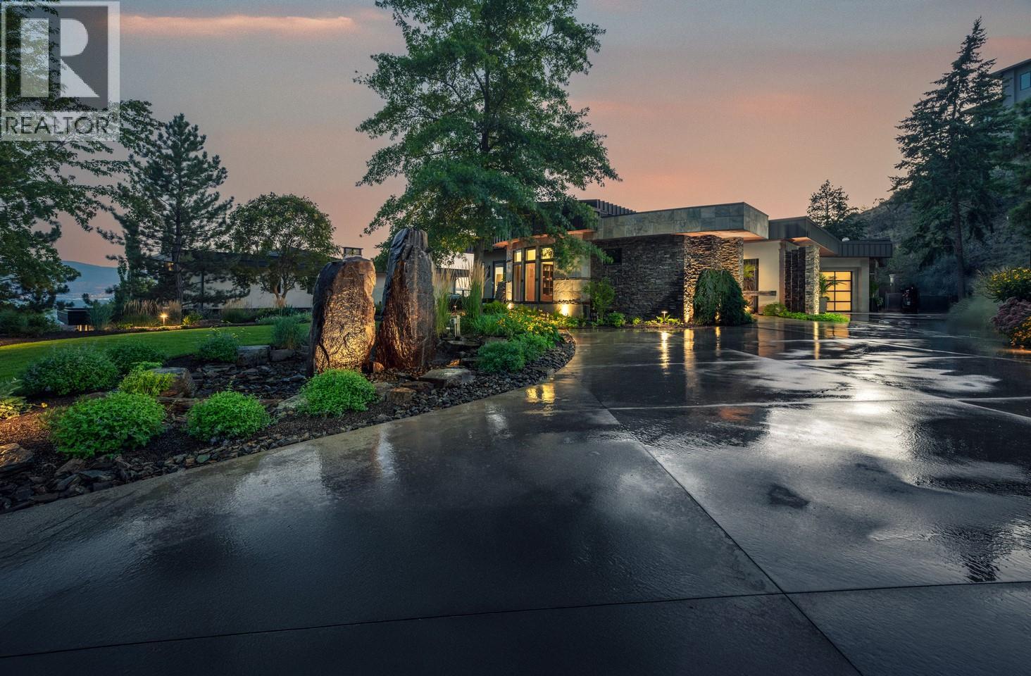  742 Highpointe Place, Kelowna