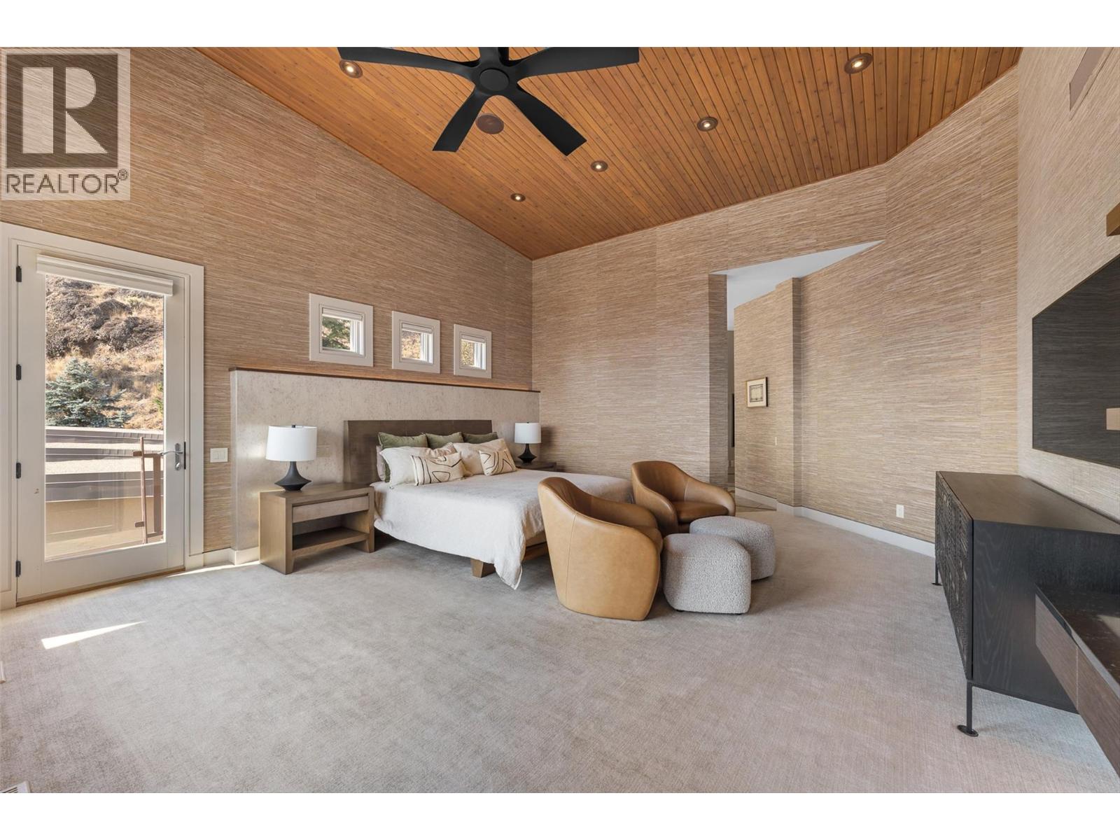  742 Highpointe Place, Kelowna