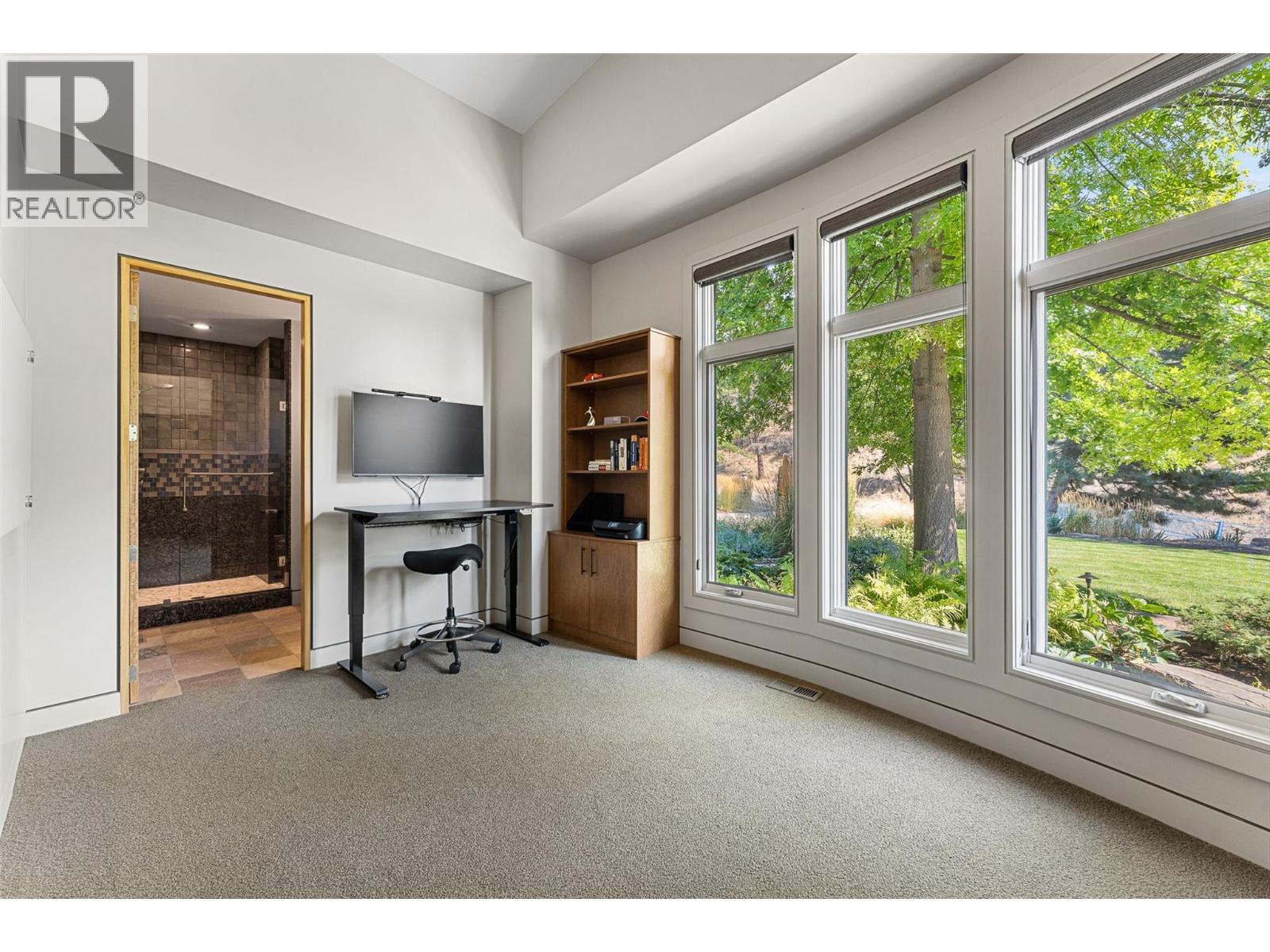  742 Highpointe Place, Kelowna
