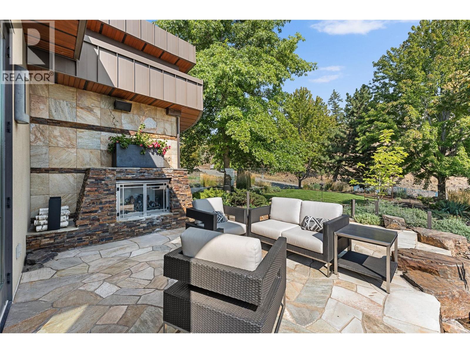  742 Highpointe Place, Kelowna