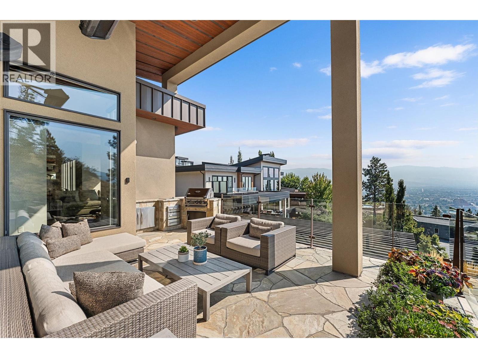  742 Highpointe Place, Kelowna