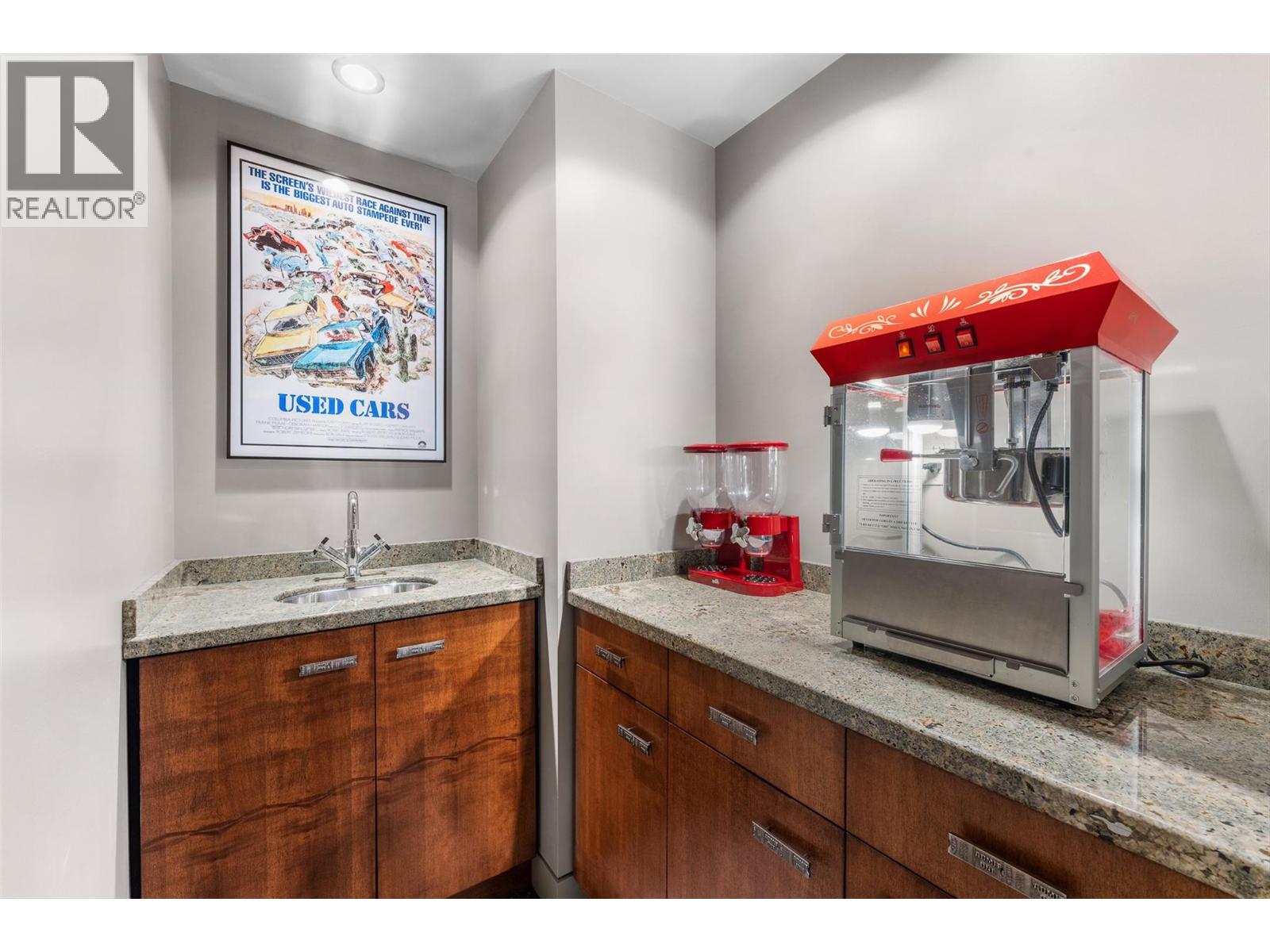  742 Highpointe Place, Kelowna