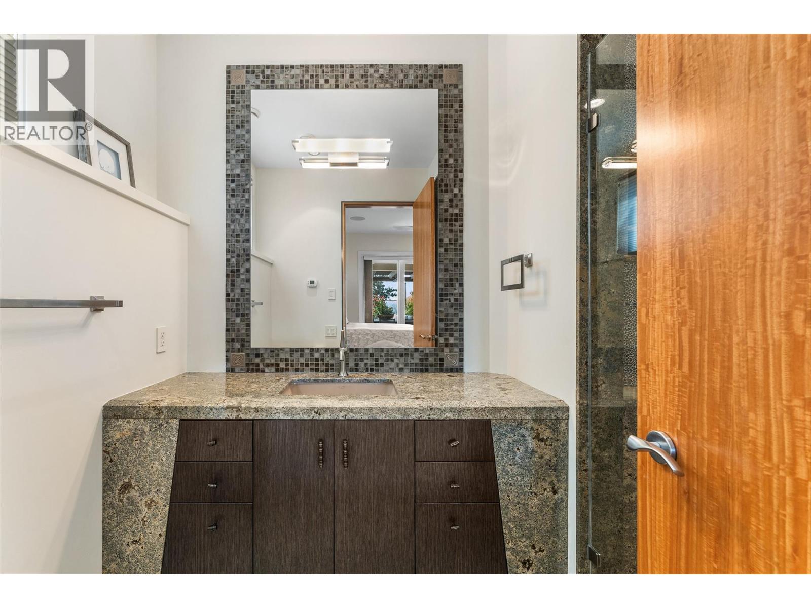  742 Highpointe Place, Kelowna