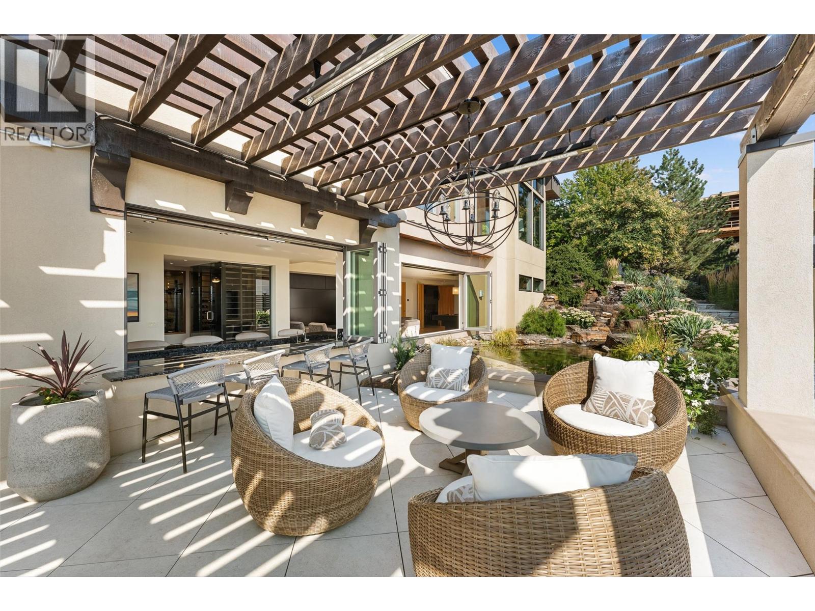  742 Highpointe Place, Kelowna