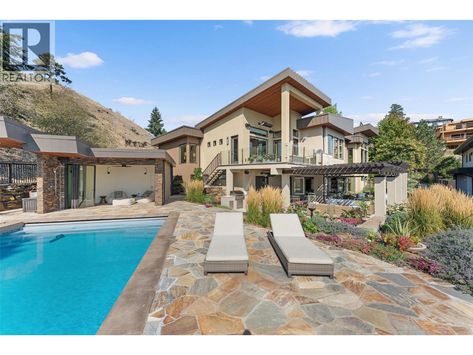  742 Highpointe Place, Kelowna