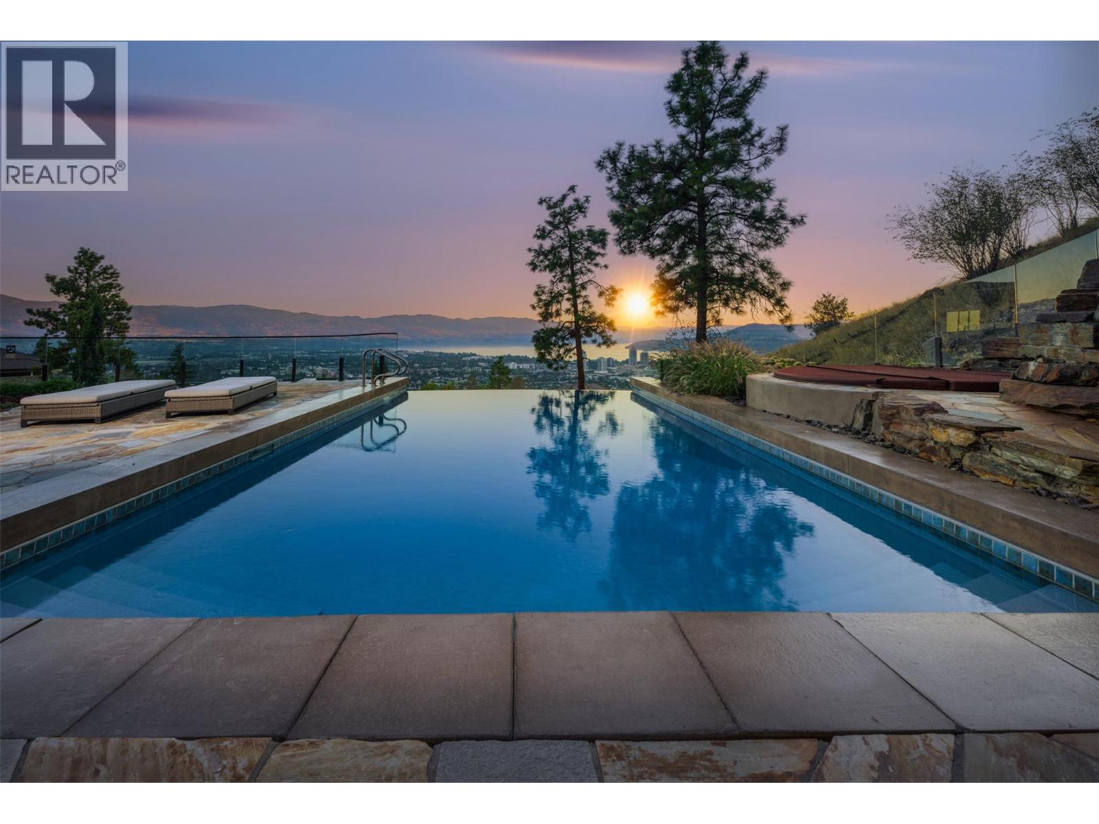  742 Highpointe Place, Kelowna