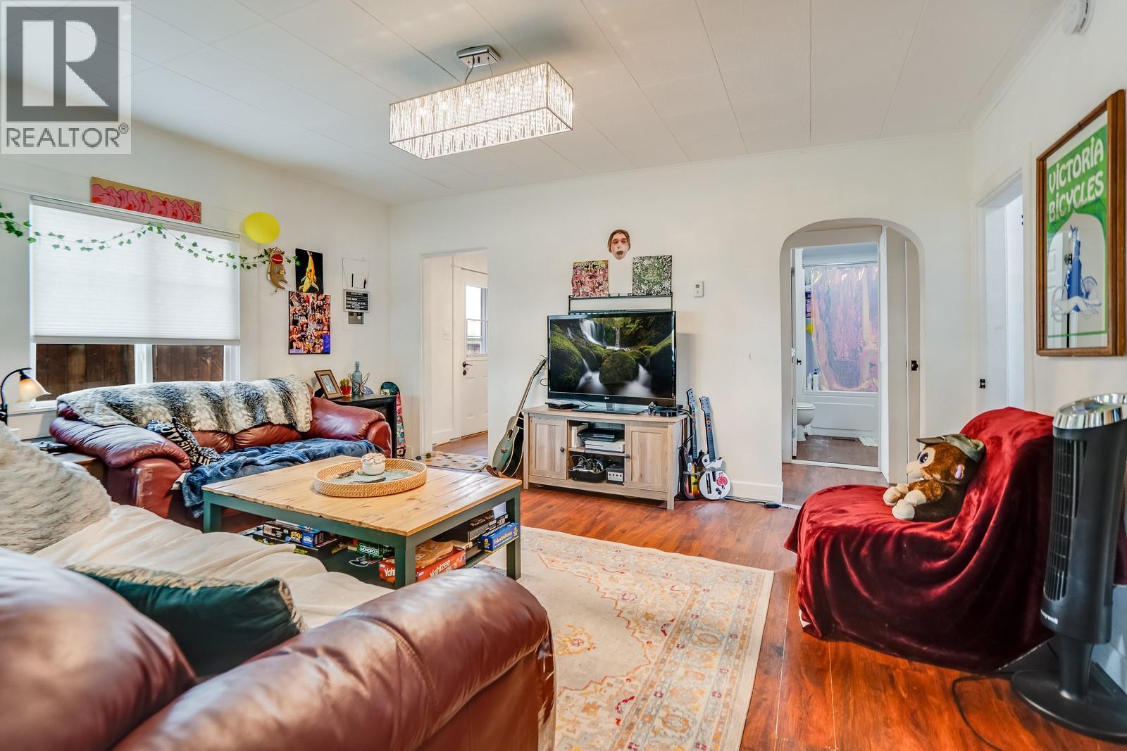  980 Coronation Avenue, Kelowna