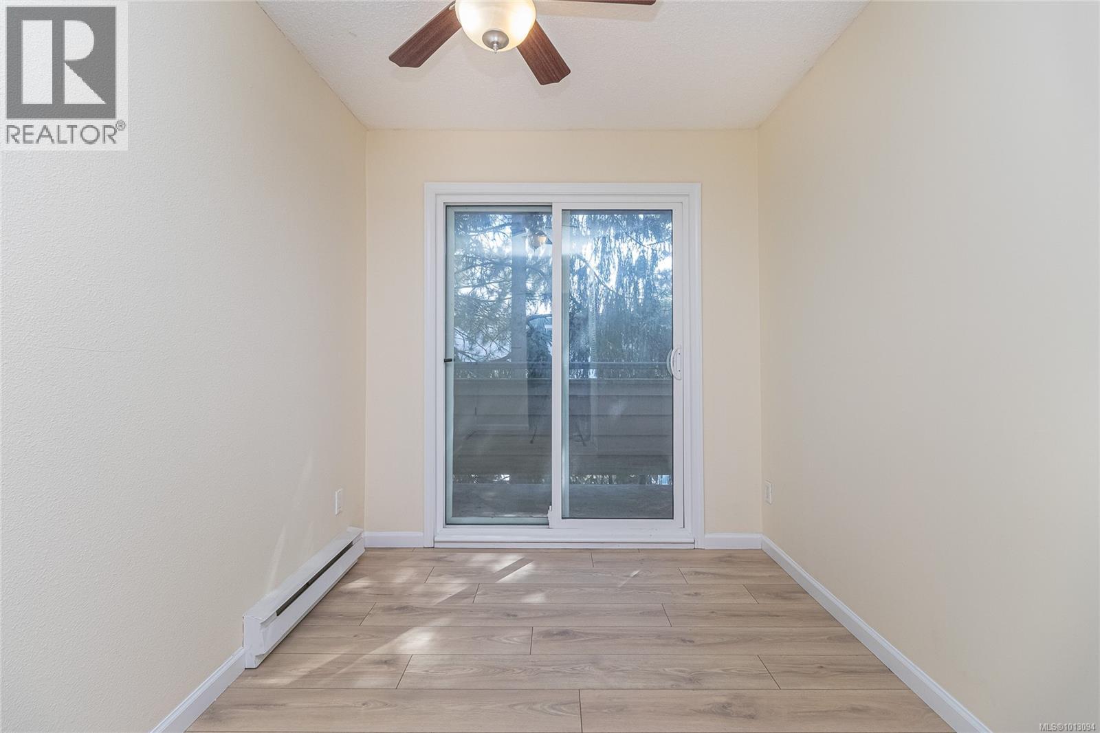 310 3215 Alder St, Saanich