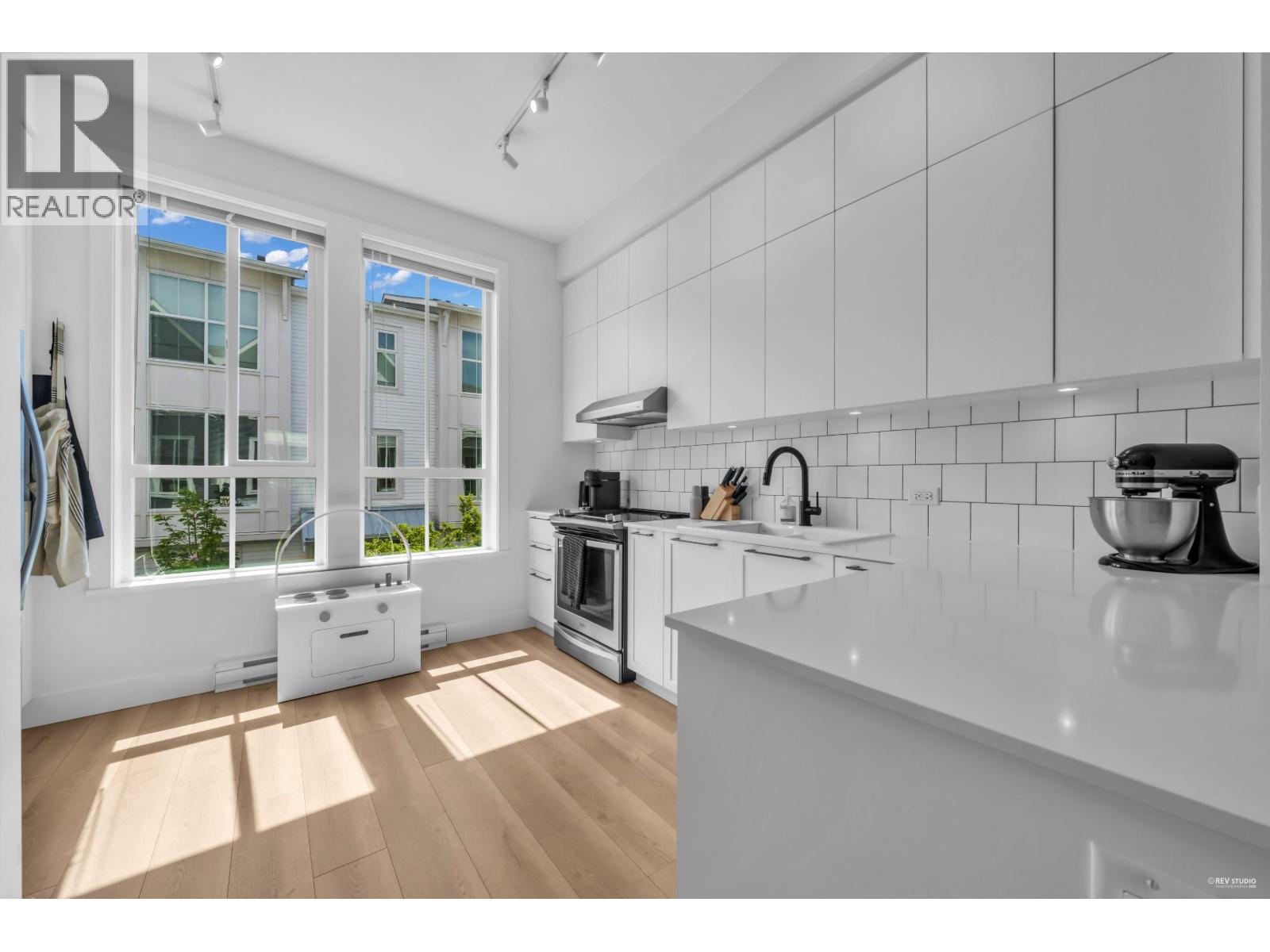 #19-4716 ORCA Way, Delta