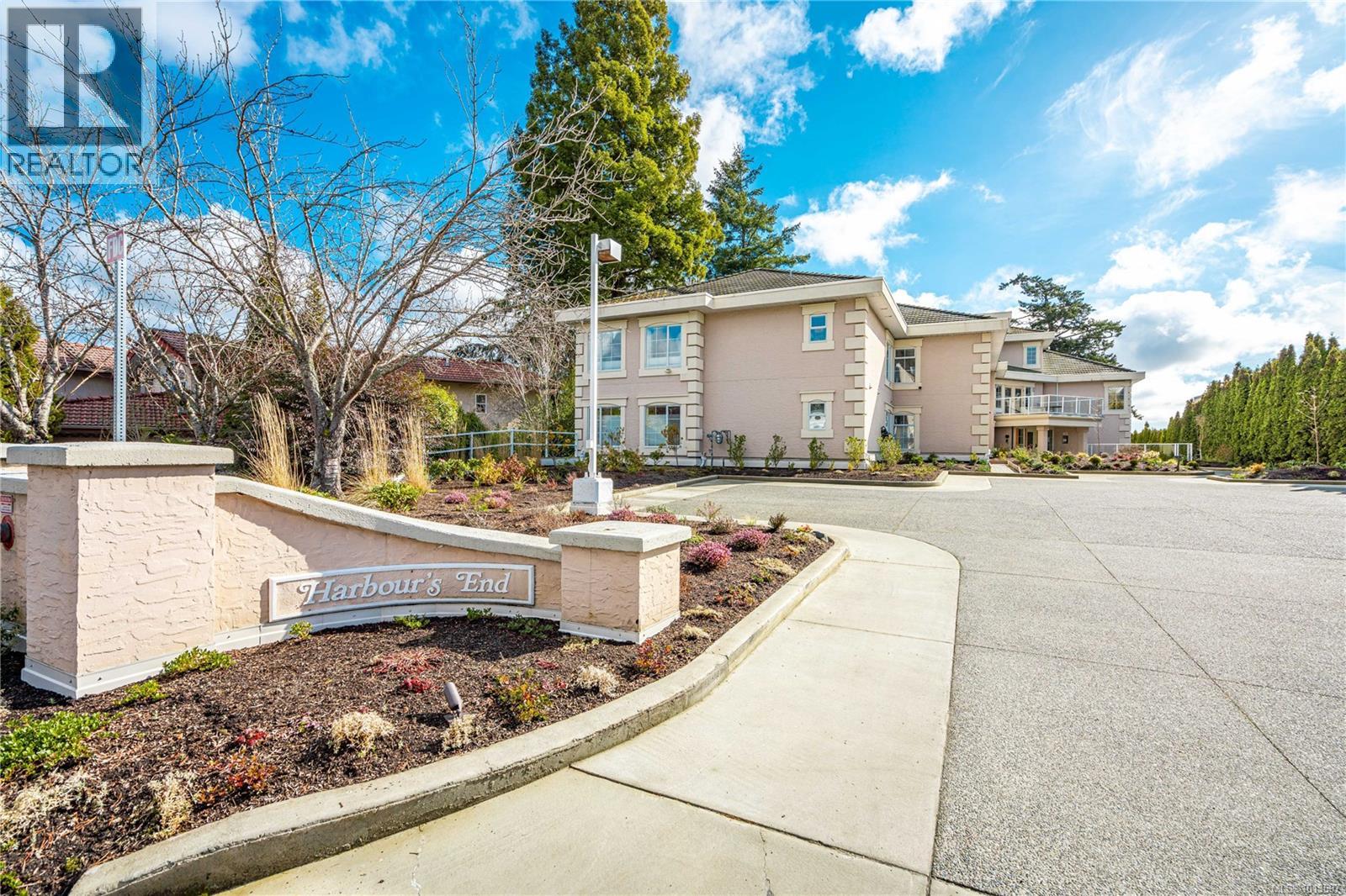 306 1 Buddy Rd, View Royal