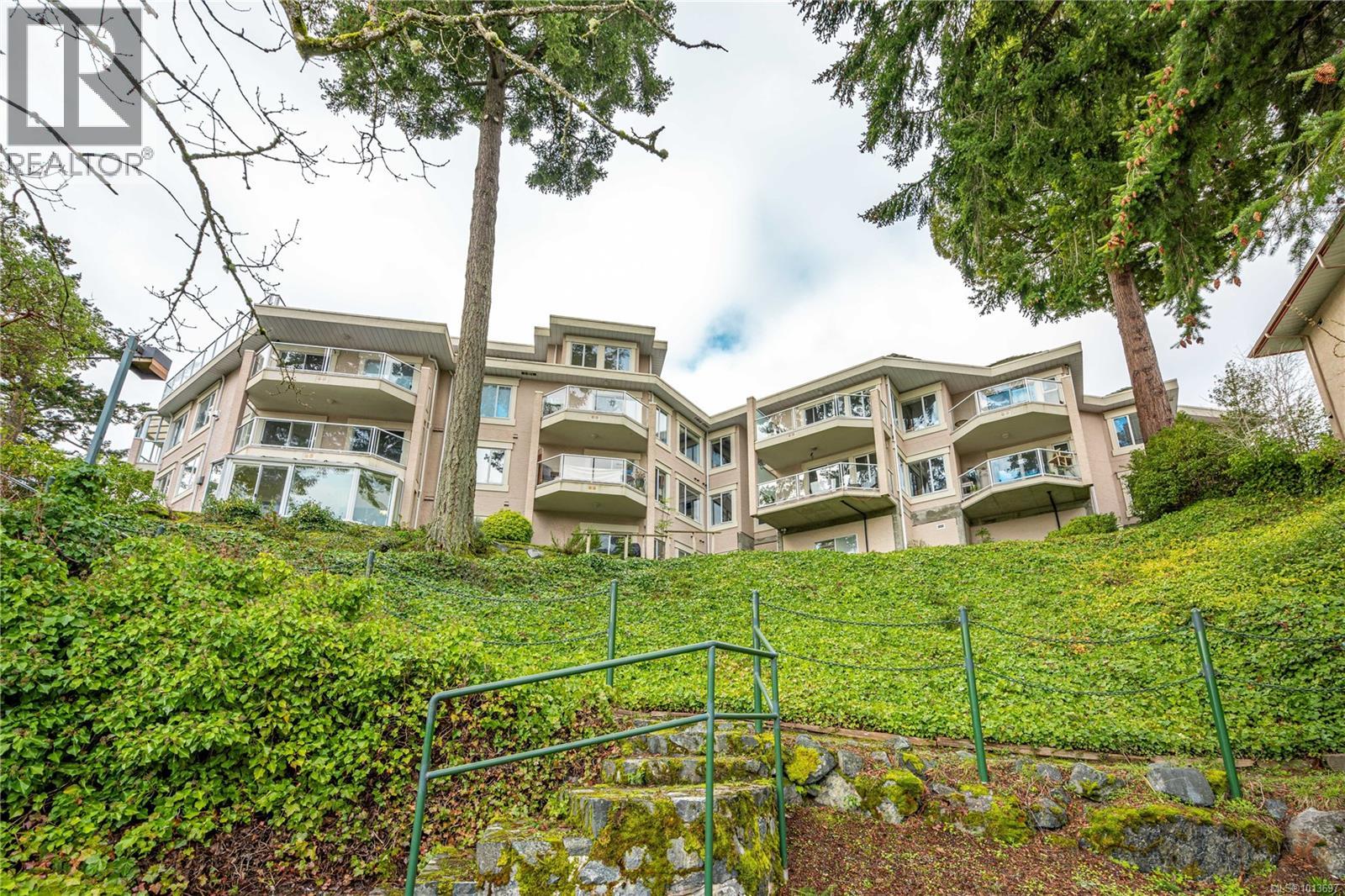 306 1 Buddy Rd, View Royal