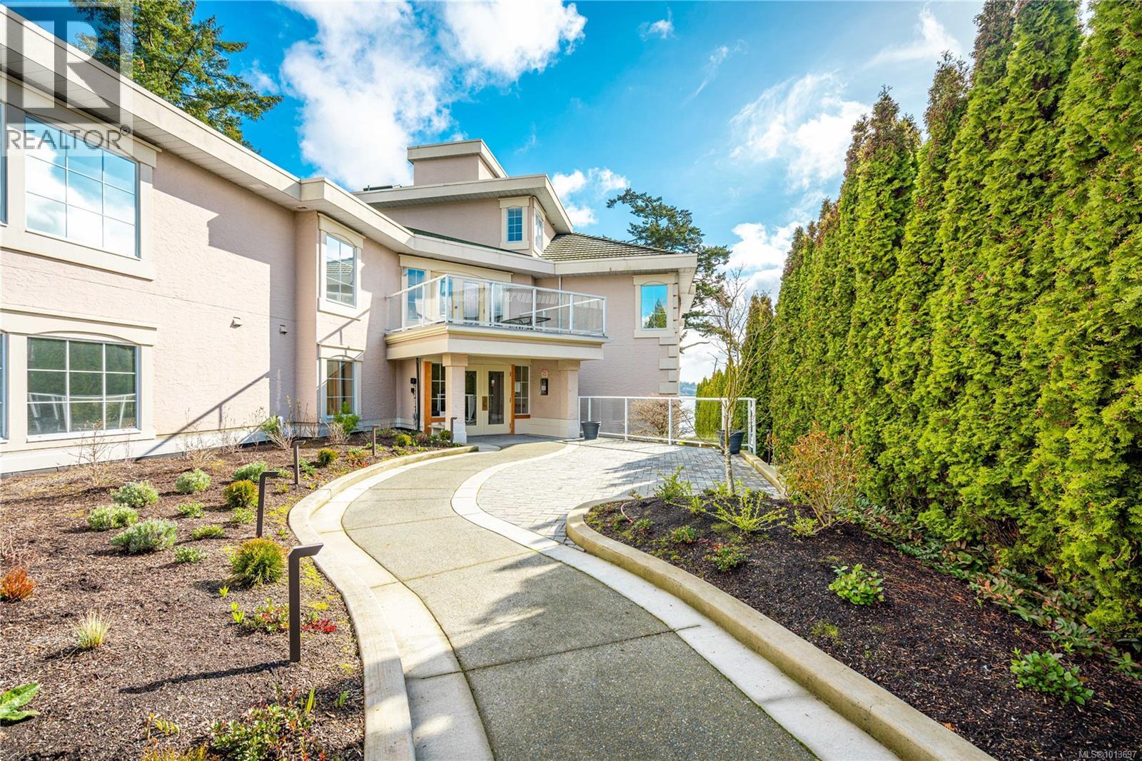 306 1 Buddy Rd, View Royal