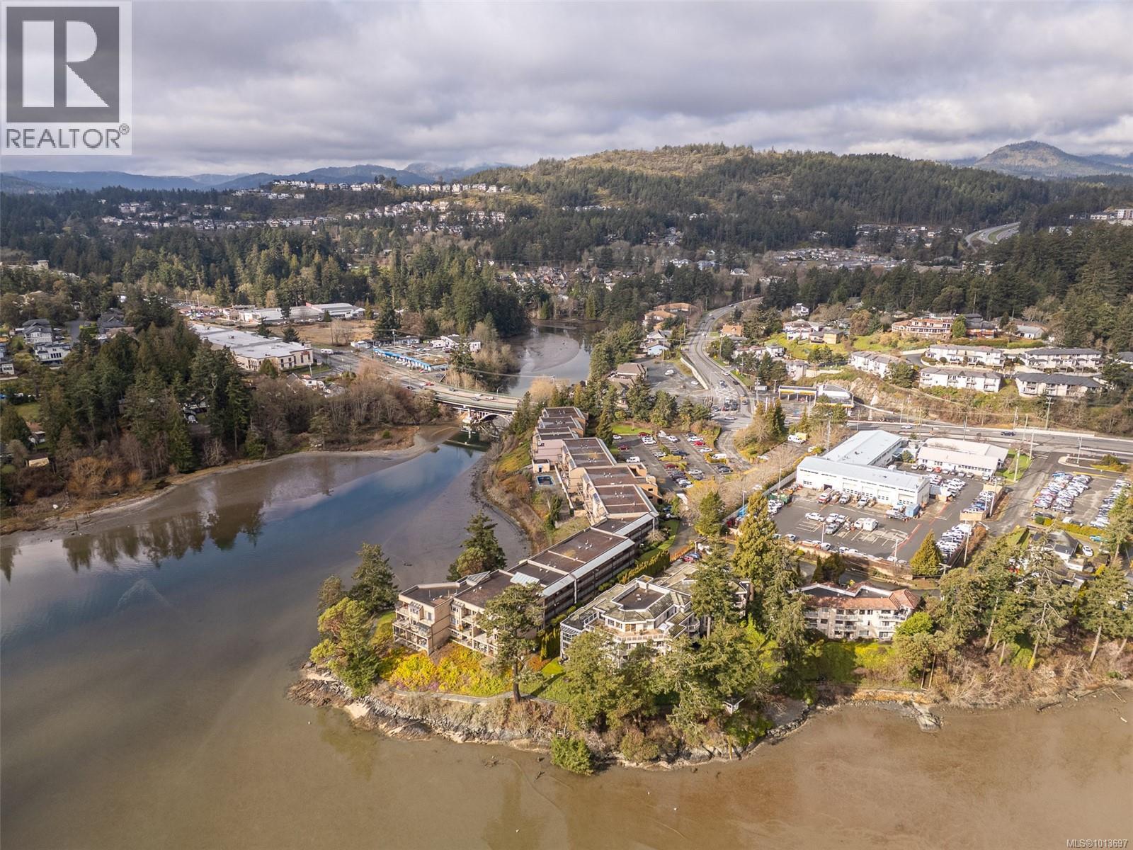 306 1 Buddy Rd, View Royal