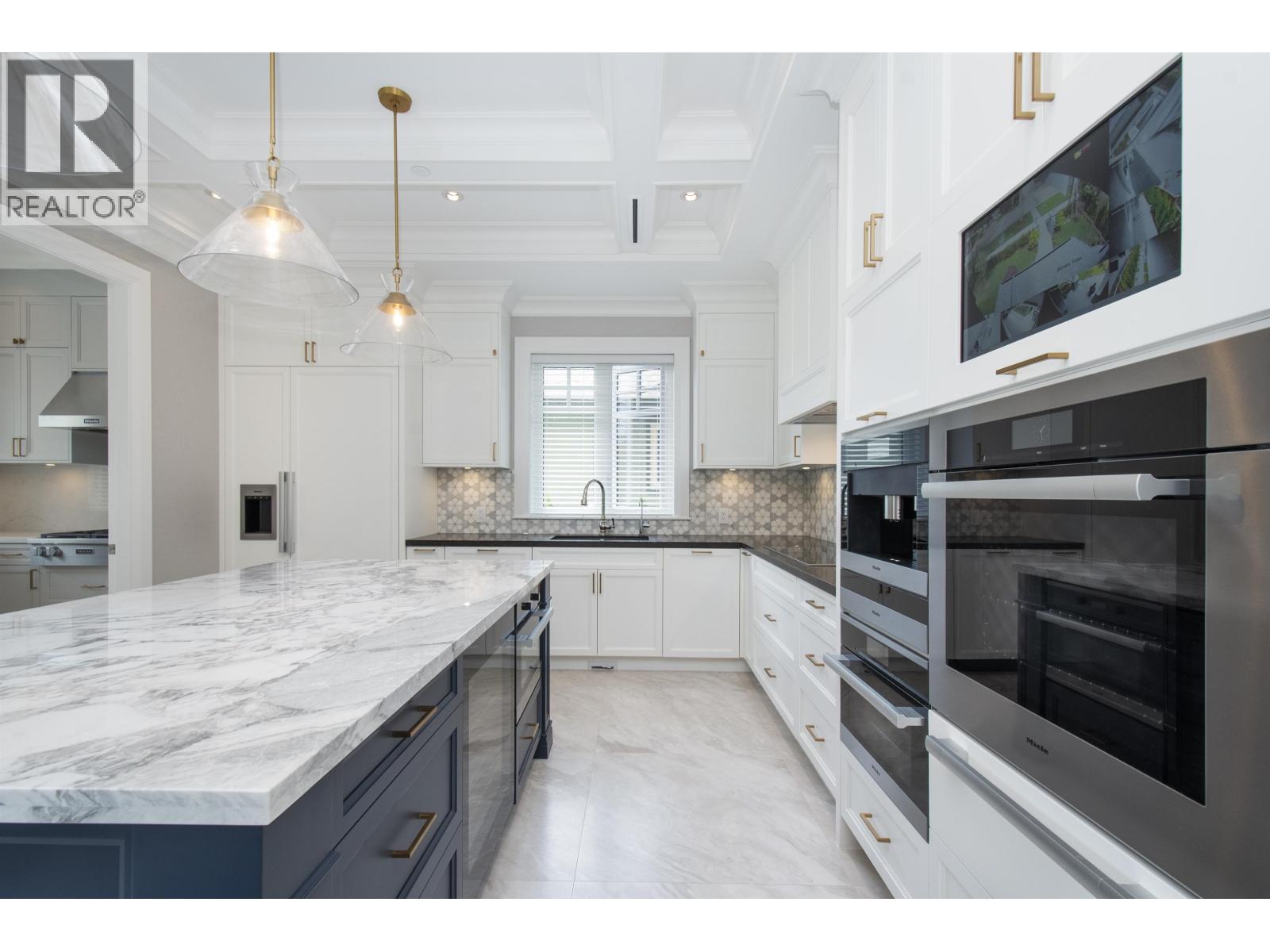 3946 W 30TH AVENUE, Vancouver