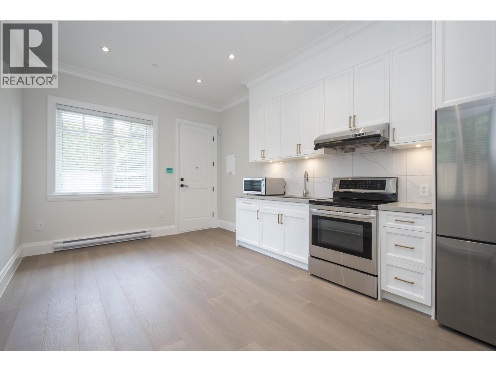 3946 W 30TH AVENUE, Vancouver