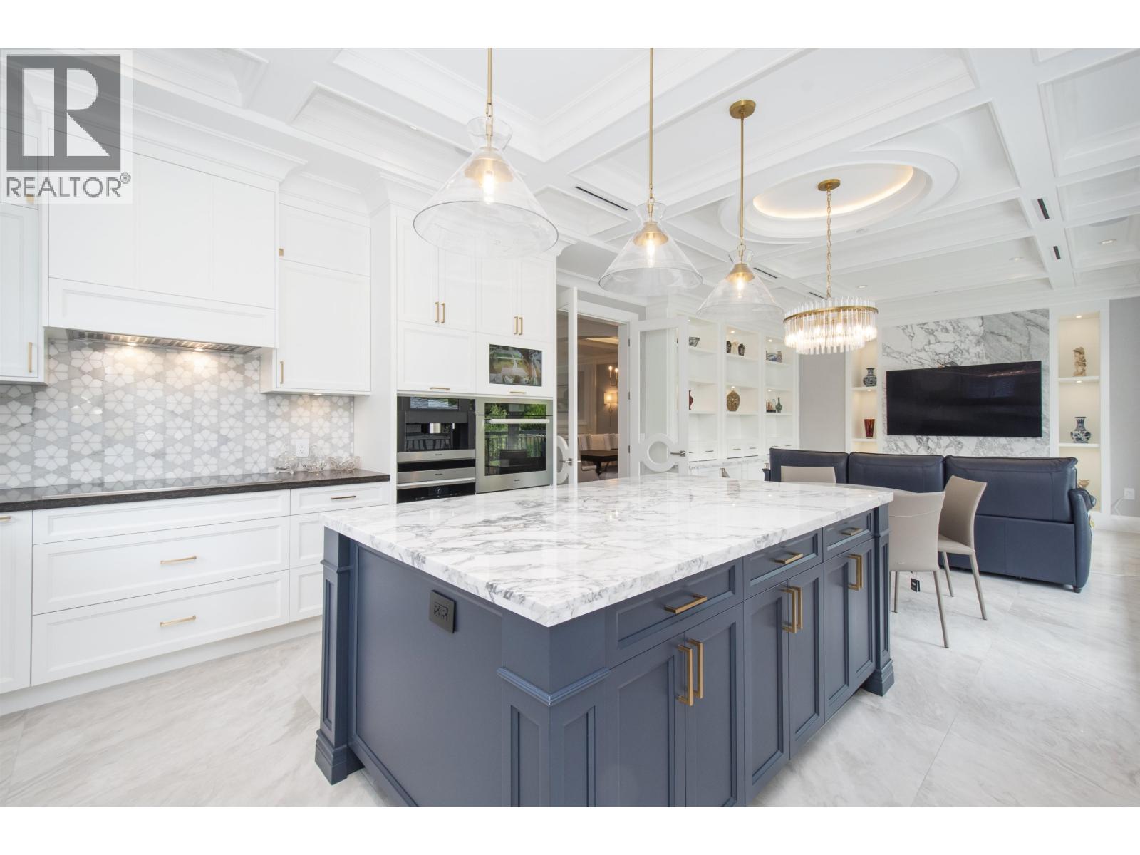 3946 W 30TH AVENUE, Vancouver