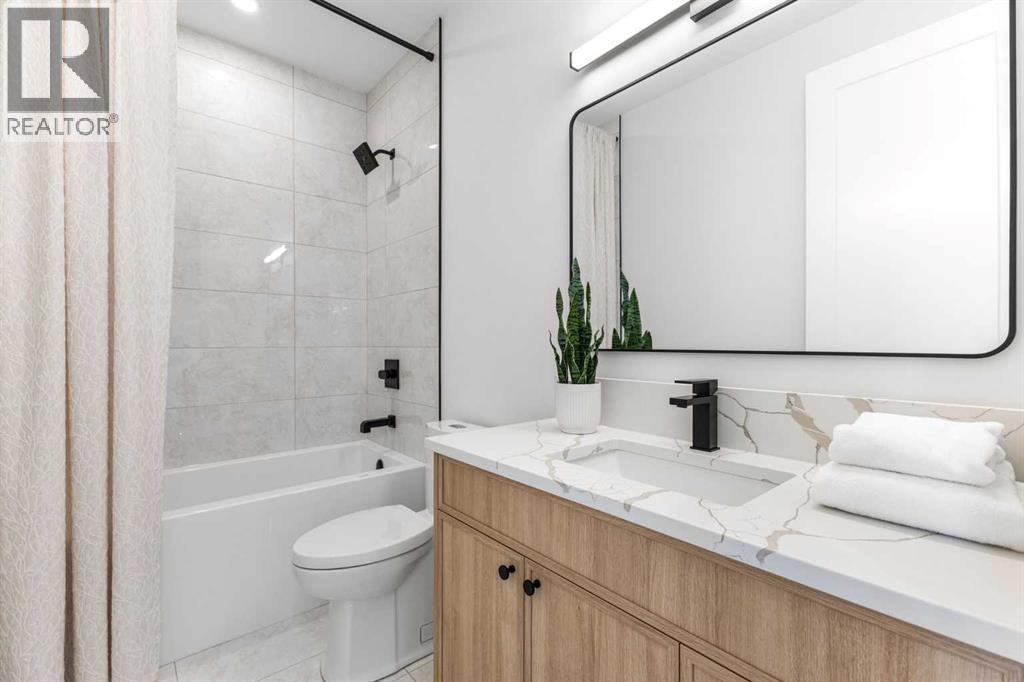 Single Family House for Sale in   Avenue NE Winston Heights/Mountview Calgary 
