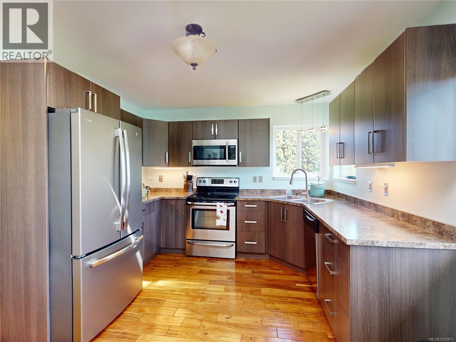  2113 Amethyst Way, Sooke