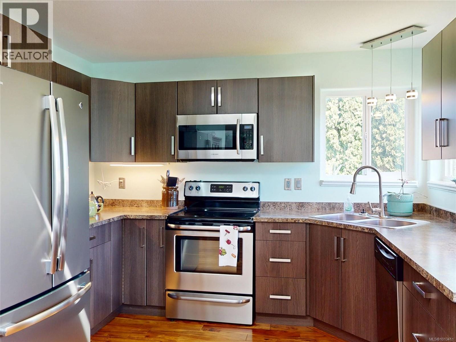  2113 Amethyst Way, Sooke