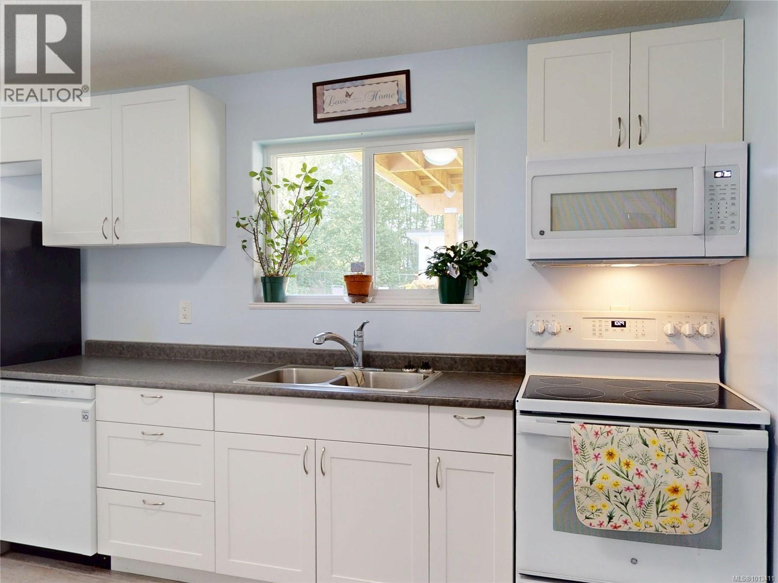 2113 Amethyst Way, Sooke