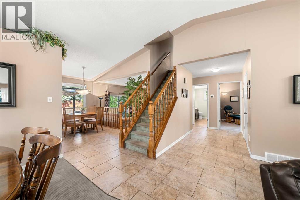 Single Family House for Sale in  Bernard Place NW Beddington Heights Calgary 