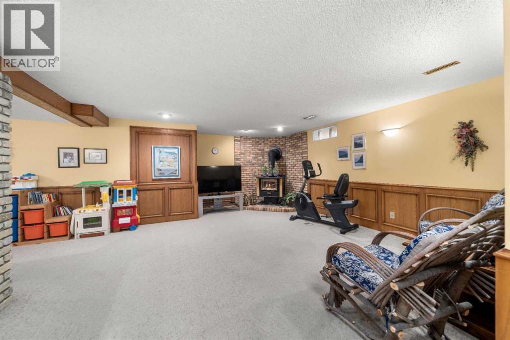 Single Family House for Sale in  Bernard Place NW Beddington Heights Calgary 