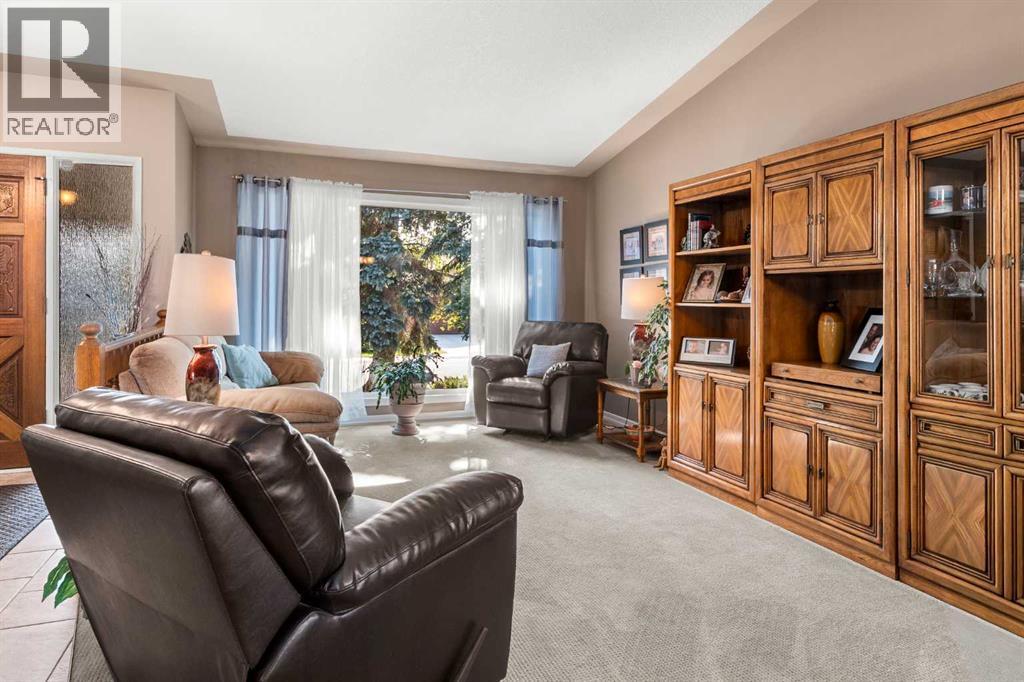 Single Family House for Sale in  Bernard Place NW Beddington Heights Calgary 