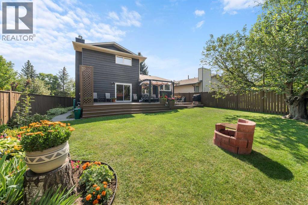 Single Family House for Sale in  Bernard Place NW Beddington Heights Calgary 