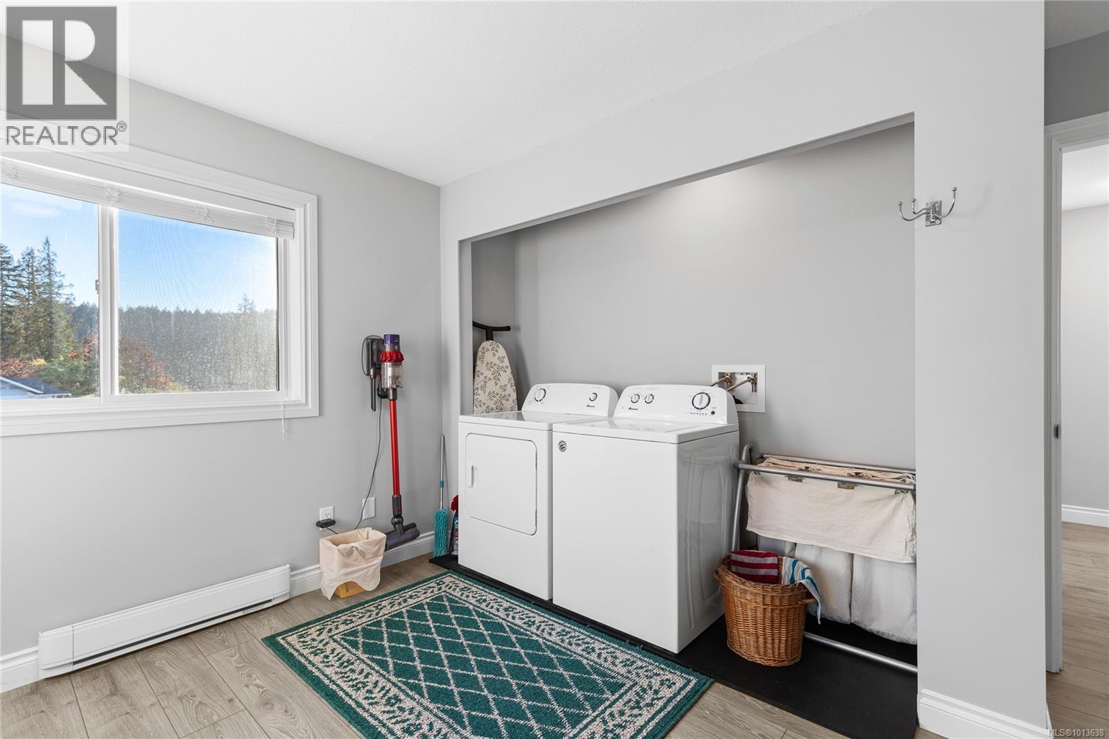 57 Lake Heights Pl, Nanaimo
