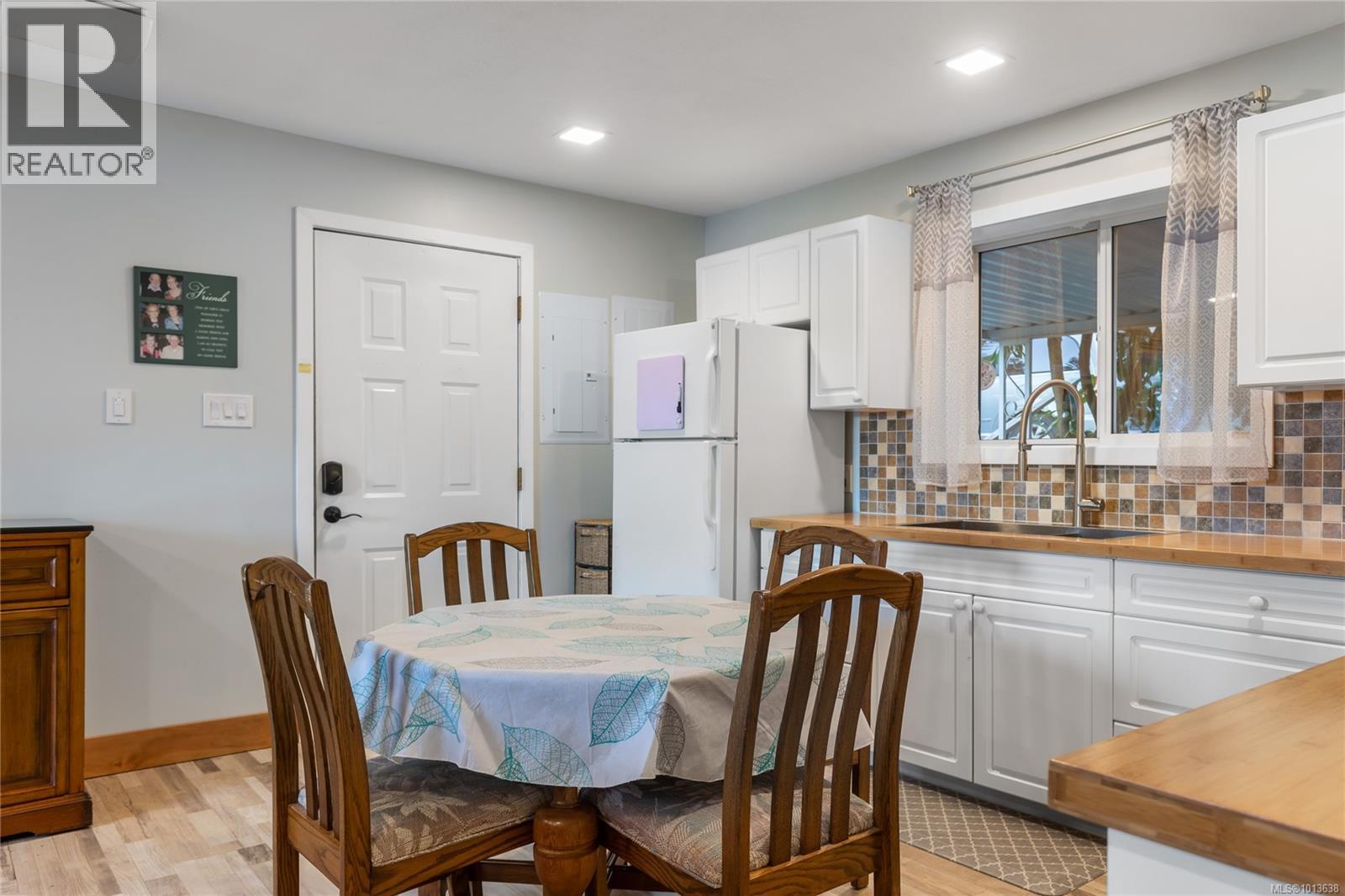57 Lake Heights Pl, Nanaimo