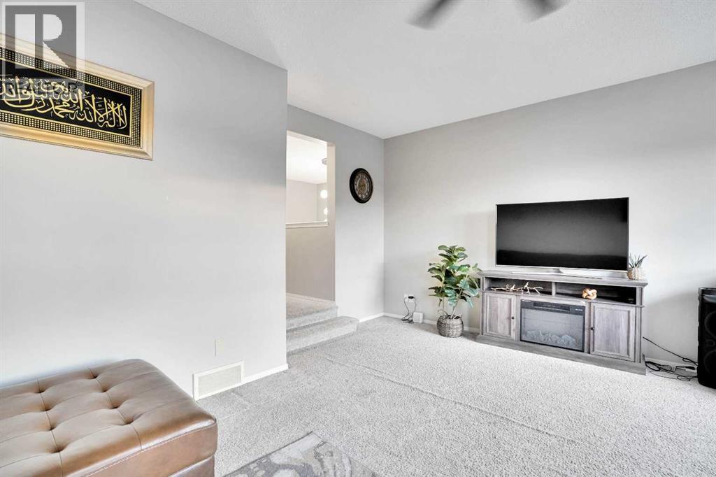 Single Family House for Sale in  Skyview Shores Road NE Skyview Ranch Calgary 